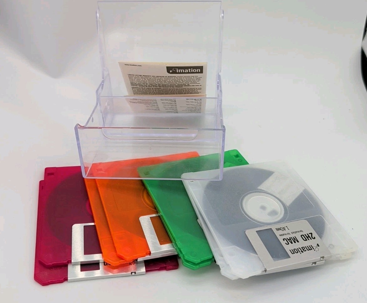 Imation 3.5" Diskettes 1.40 Mb Formatted MAC 2HD  Black Qty 8 w/8 Blank Labels