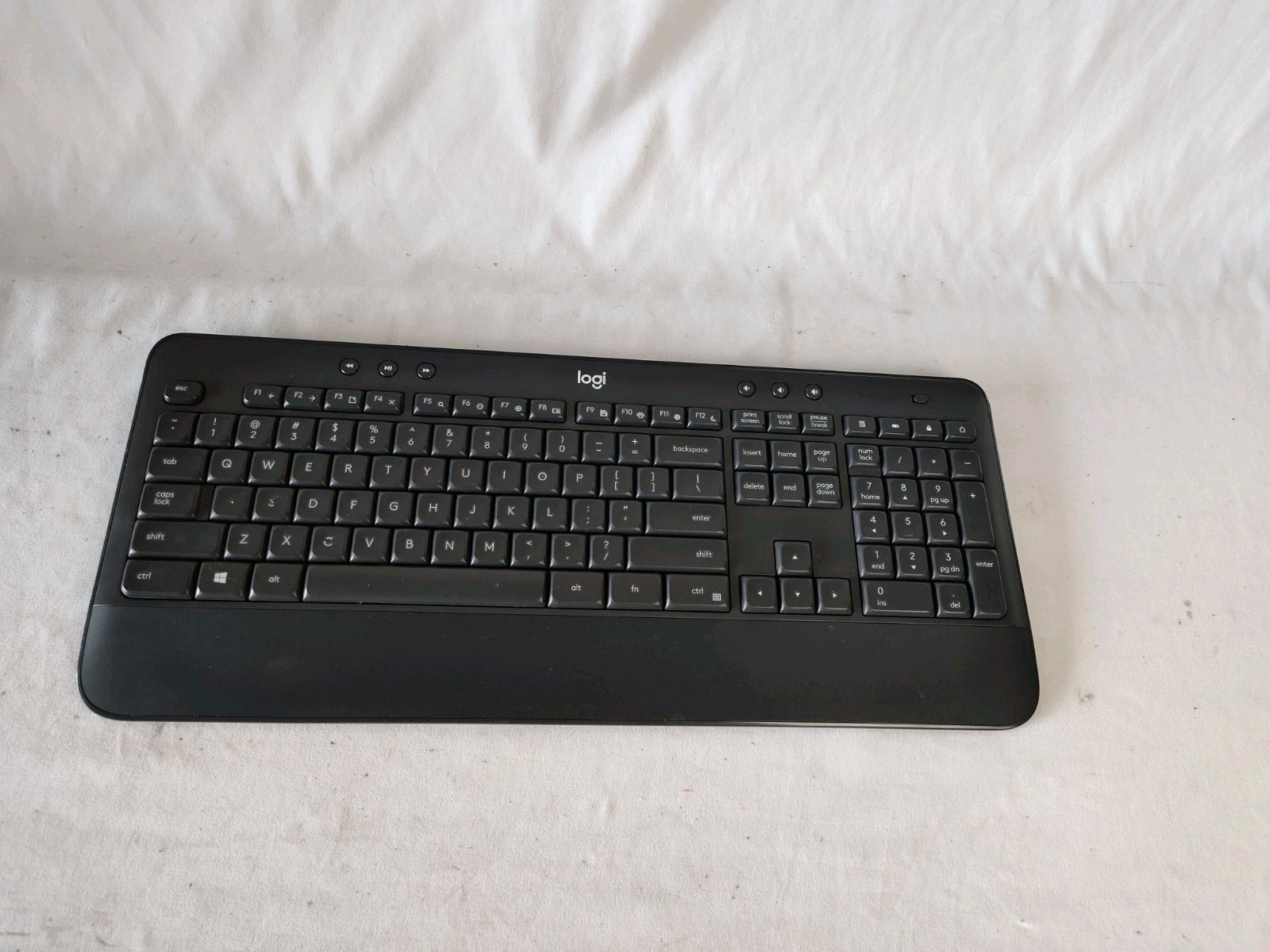 Logitech Logi K545 Wireless Keyboard With Receiver H/S Black Nice