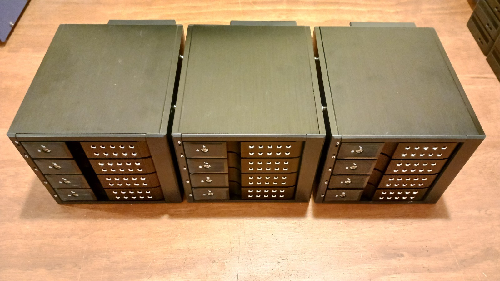 Lot of 3 Used Startech HSB4SATSASBA 4 Bay 3.5" Drive Enclosure