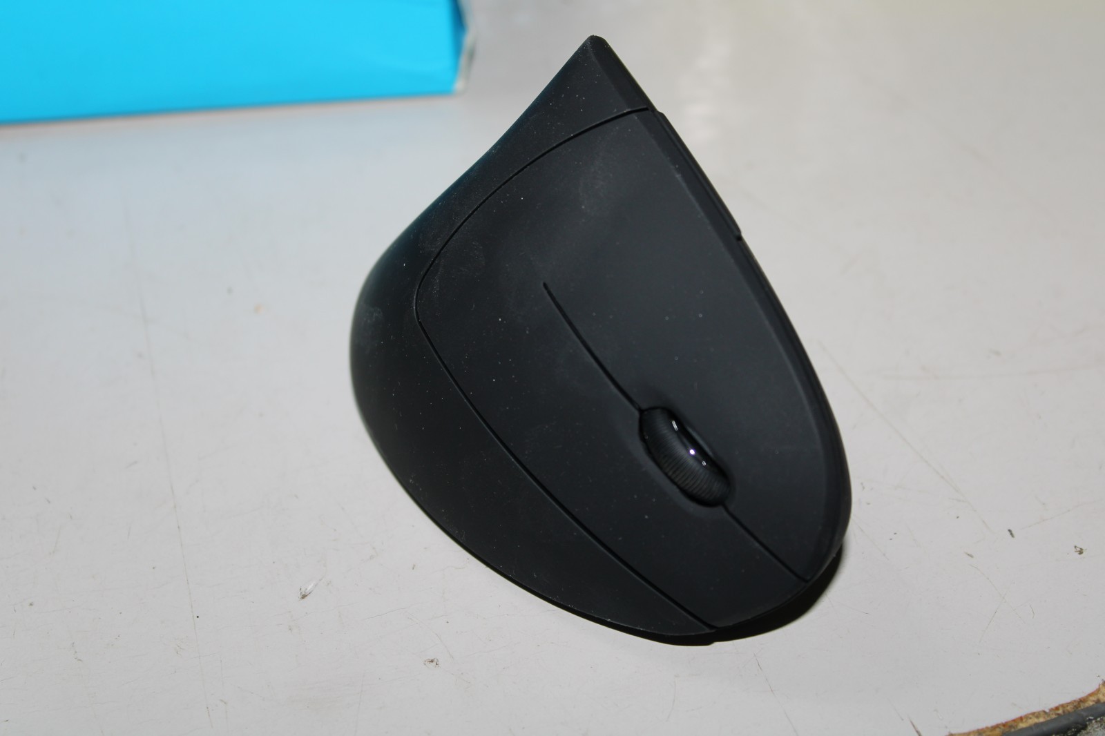 Anker Wireless 2.4G Ergonomic Vertical Optical Mouse - Black  (‎A7852)