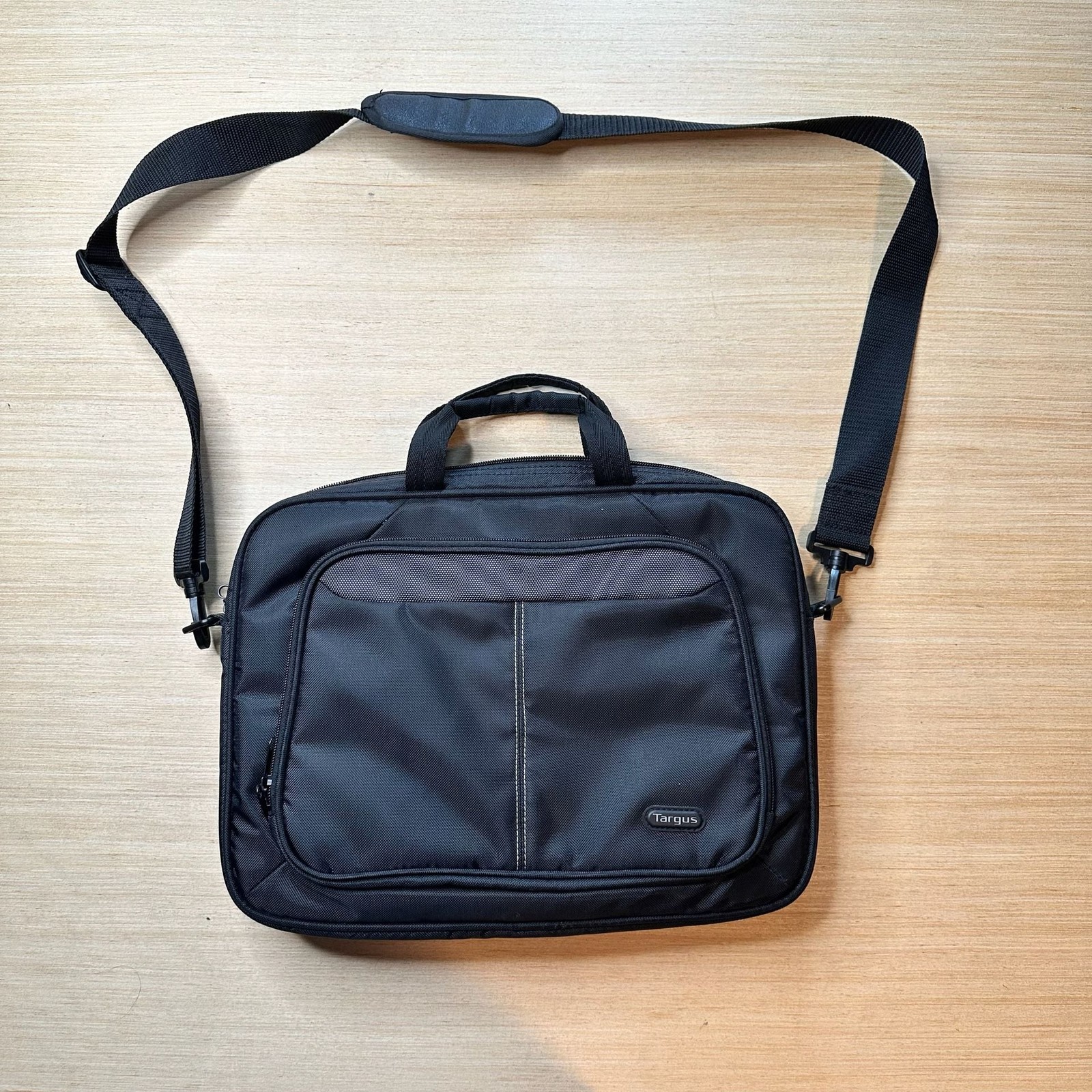 Targus Intellect 12.1" Laptop Slipcase Briefcase Bag