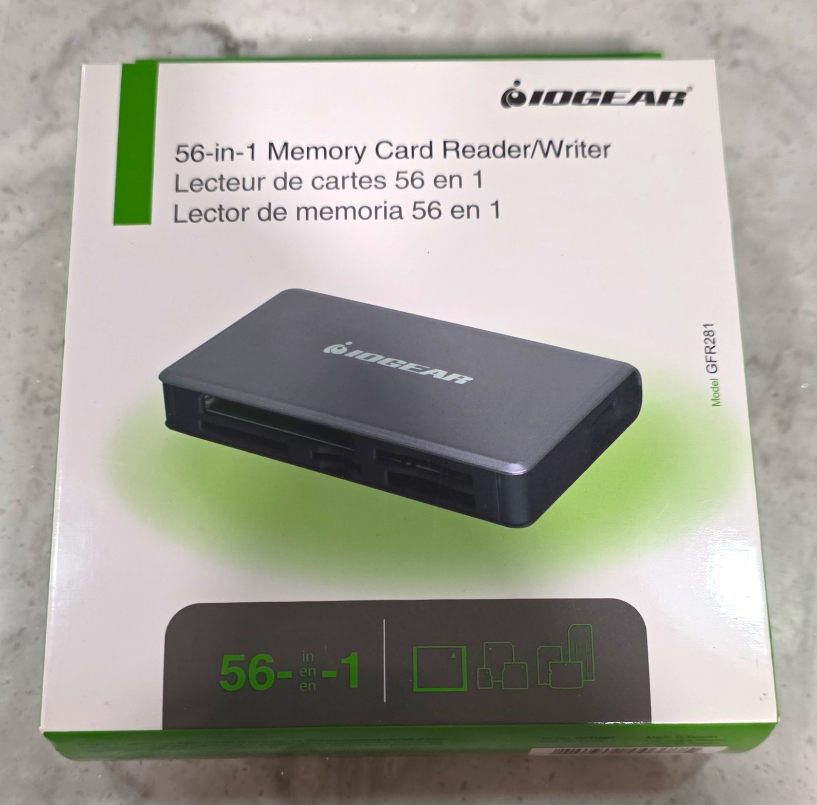 IOGEAR GFR281 56-in-1 USB Multi Memory Card Reader/Writer for SD MicroSD