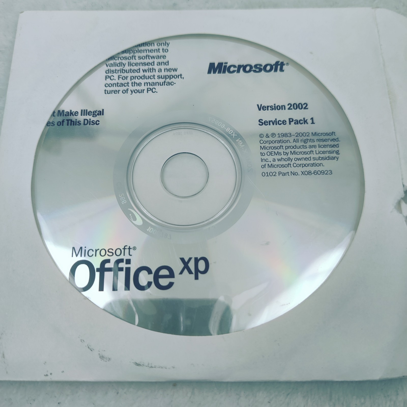 Microsoft Office XP Version 2002 5 programs w/ Key disc only