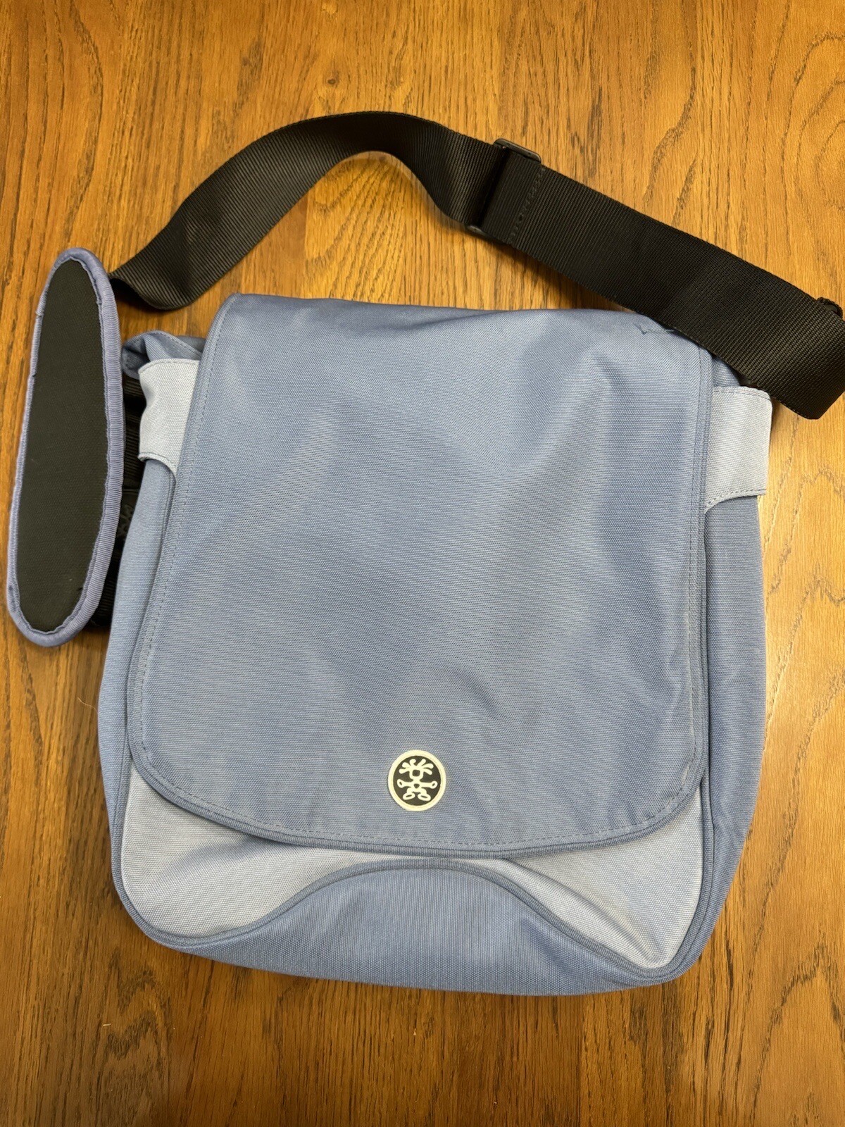 Crumpler The Luncheon Messenger Bag - Olive Green Laptop Bag