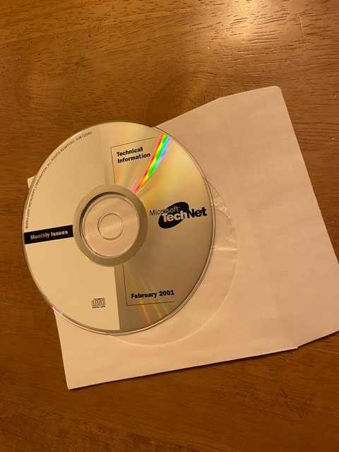 Microsoft TechNet Technical Information Monthly Issue February 2001 CD