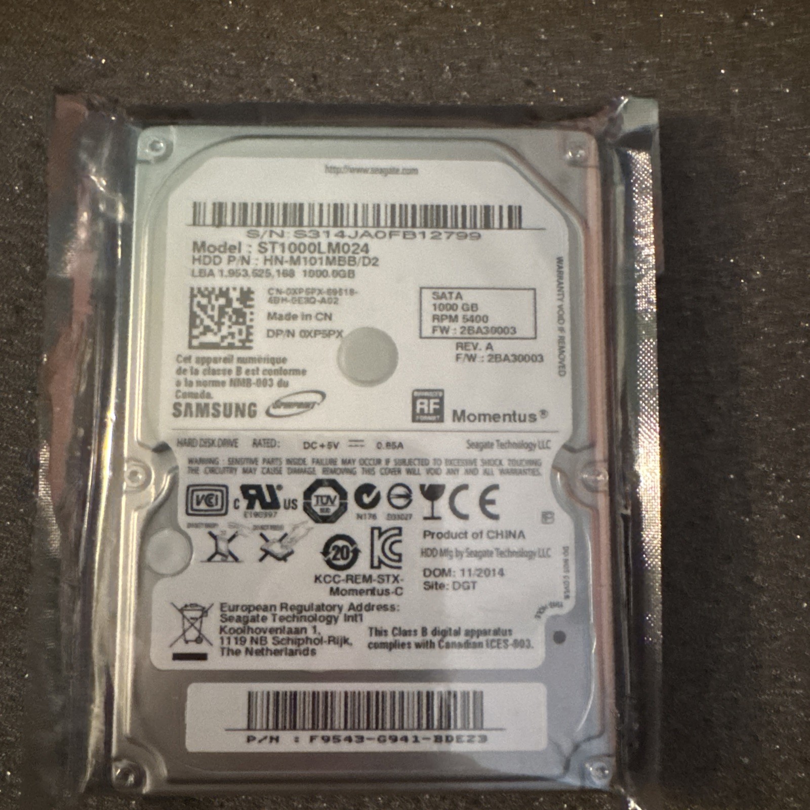 ST1000LM024 p/n: HN-M101MBB/D2 s/n: S31 2014 1TB SATA *PAUNI_L2958*PA VID=0011