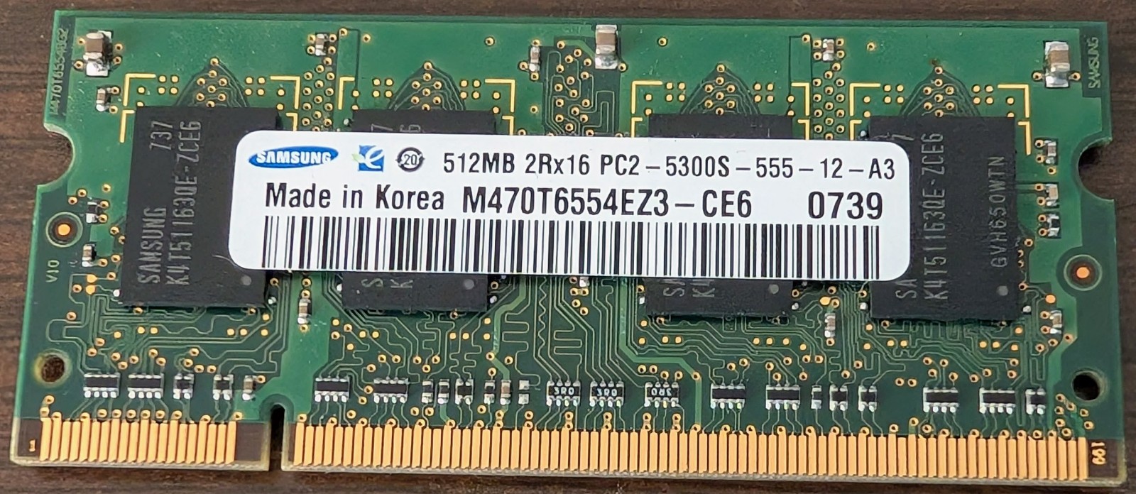 Samsung PC5400 512 MB SO-DIMM 667 MHz DDR2 Memory (M470T6554CZ3-CE6)