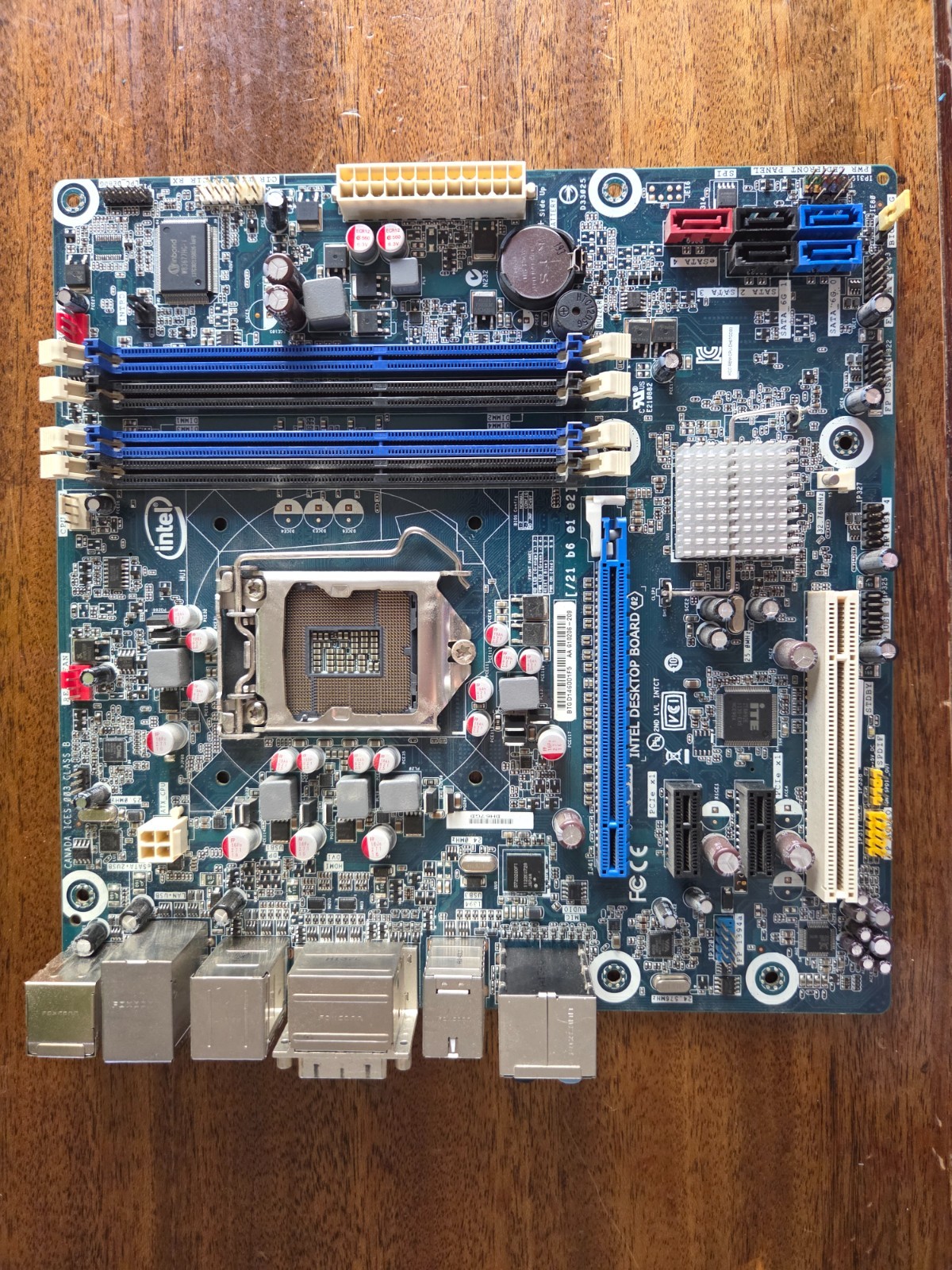 Intel Desktop Board DH67GD