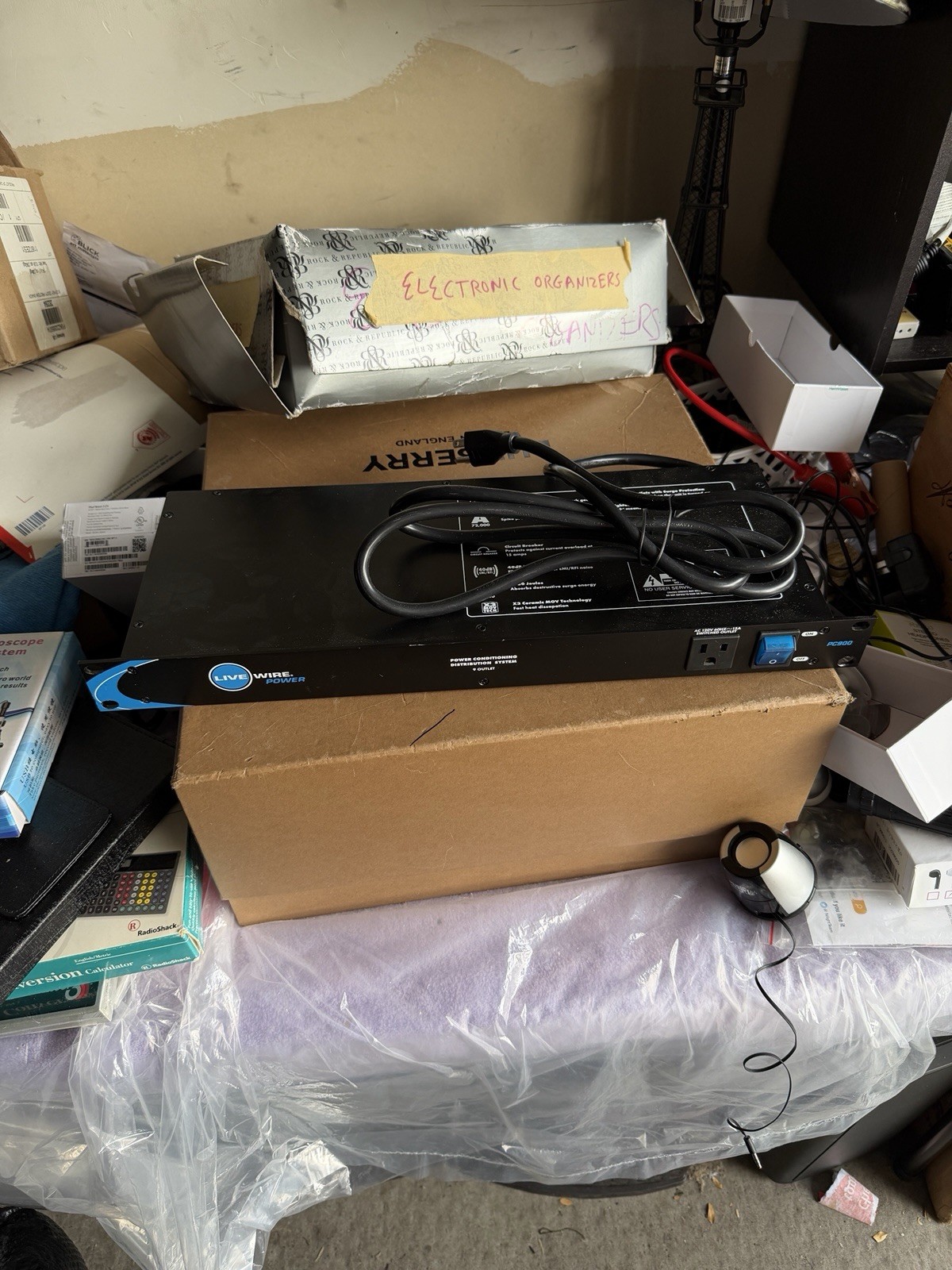 Luxul PC-900 Rackmount PDU 9 Outlet 15A 120V Power Distribution Unit Tested