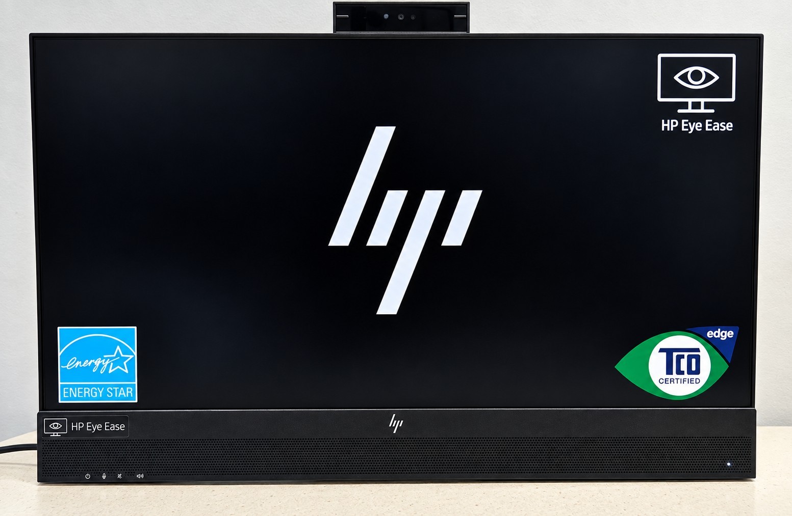 HP E27m G4 27" QHD USB-C Conferencing Monitor 2560x1440 Webcam HDMI 40Z29AA