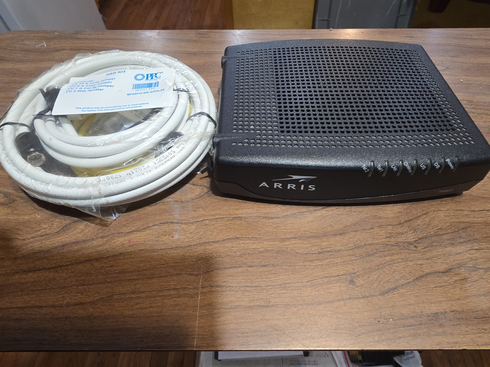 Arris TM822 (Series - TM822A) Touchstone Docsis 3.0 8x4 Ultra-High Speed Modem