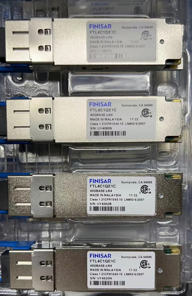 1Pcs Finisar FTL4C1QE1C 40G 1310nm 10km Single-Mode QSFP+ LR4 Transceiver