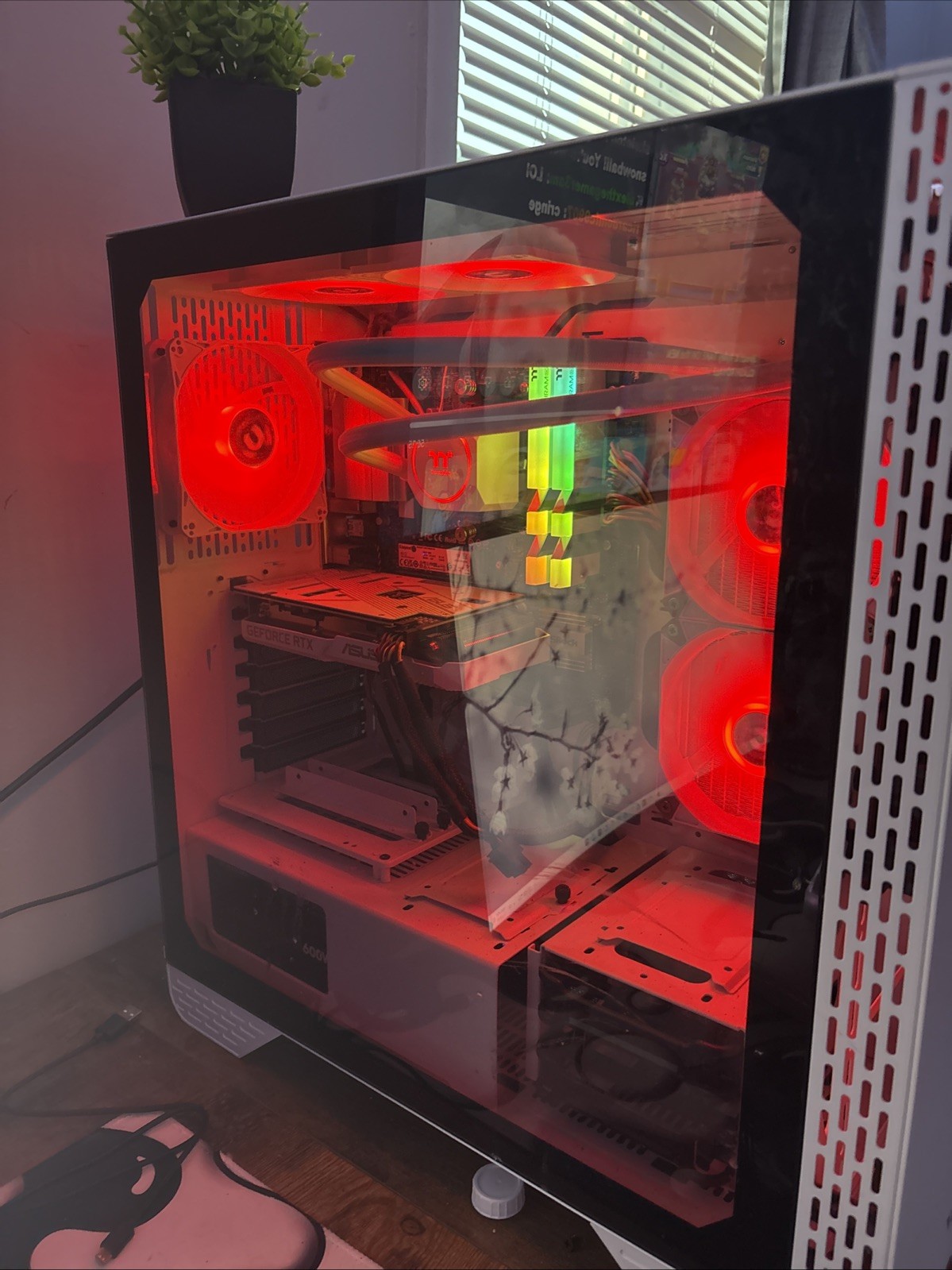 High-Performance Custom Gaming PC MSI, Thermaltake, Intel