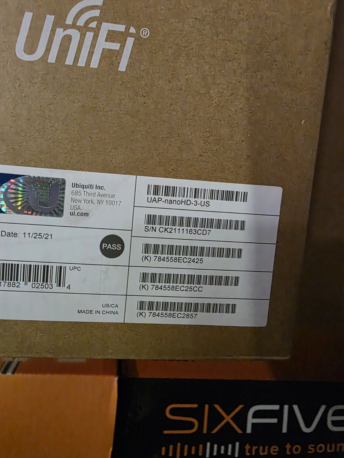 Ubiquiti UniFi UAP nanoHD-3-US Wireless Controller, 1 Gbps Gigabit Ethernet