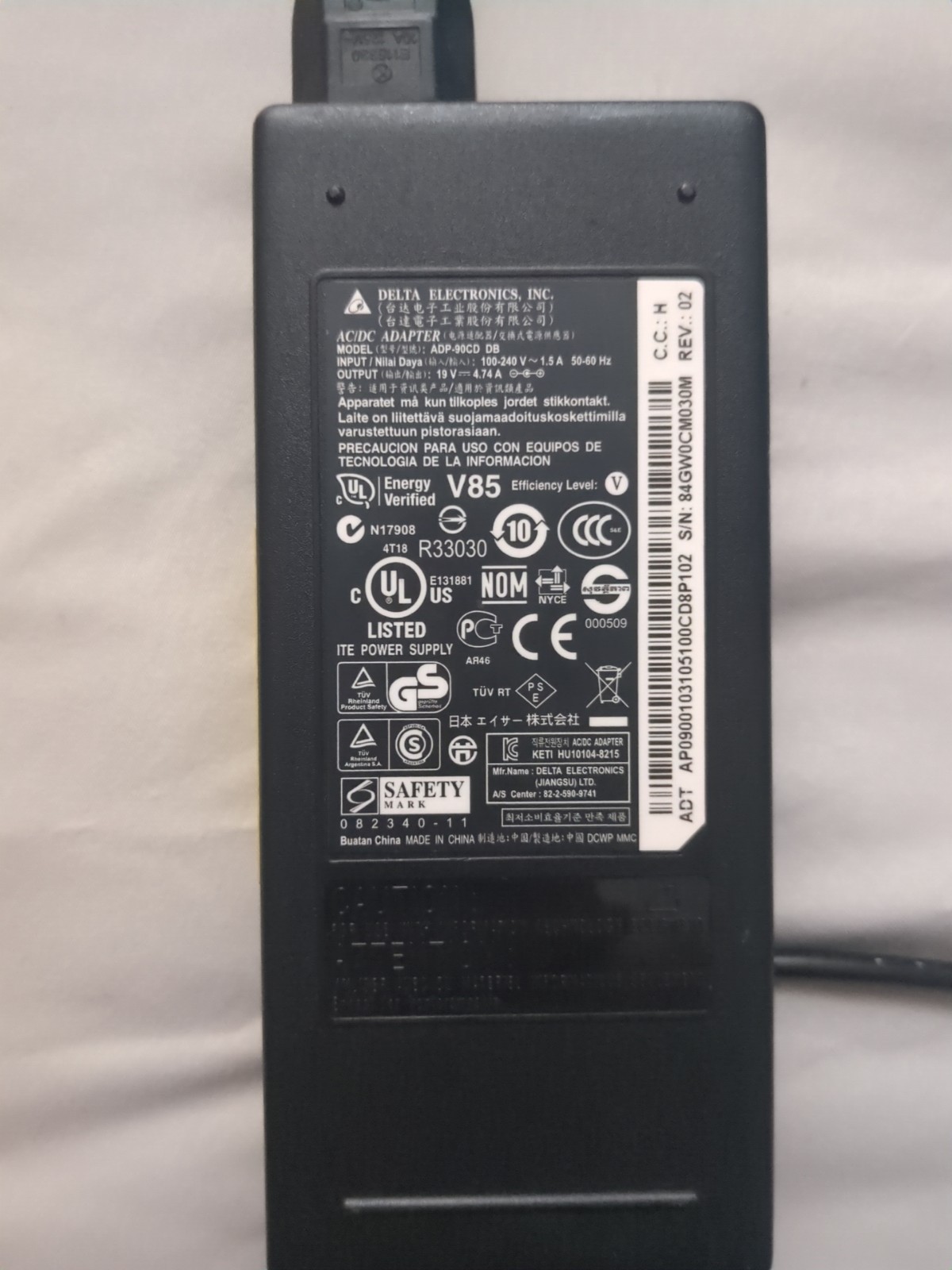 Delta Electronics Power Supply 90W 19V 4.74A Laptop Charger ADP-90CD DB