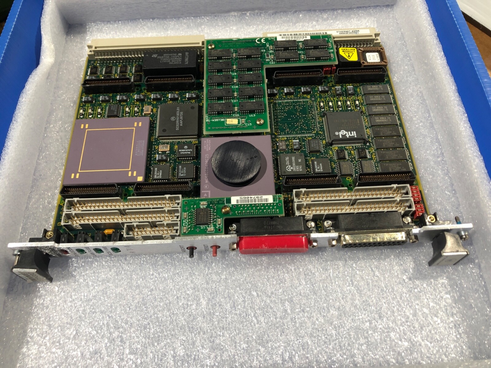 1X Motorola MVME 162-032 Embedded Controller Board  VME BOARD