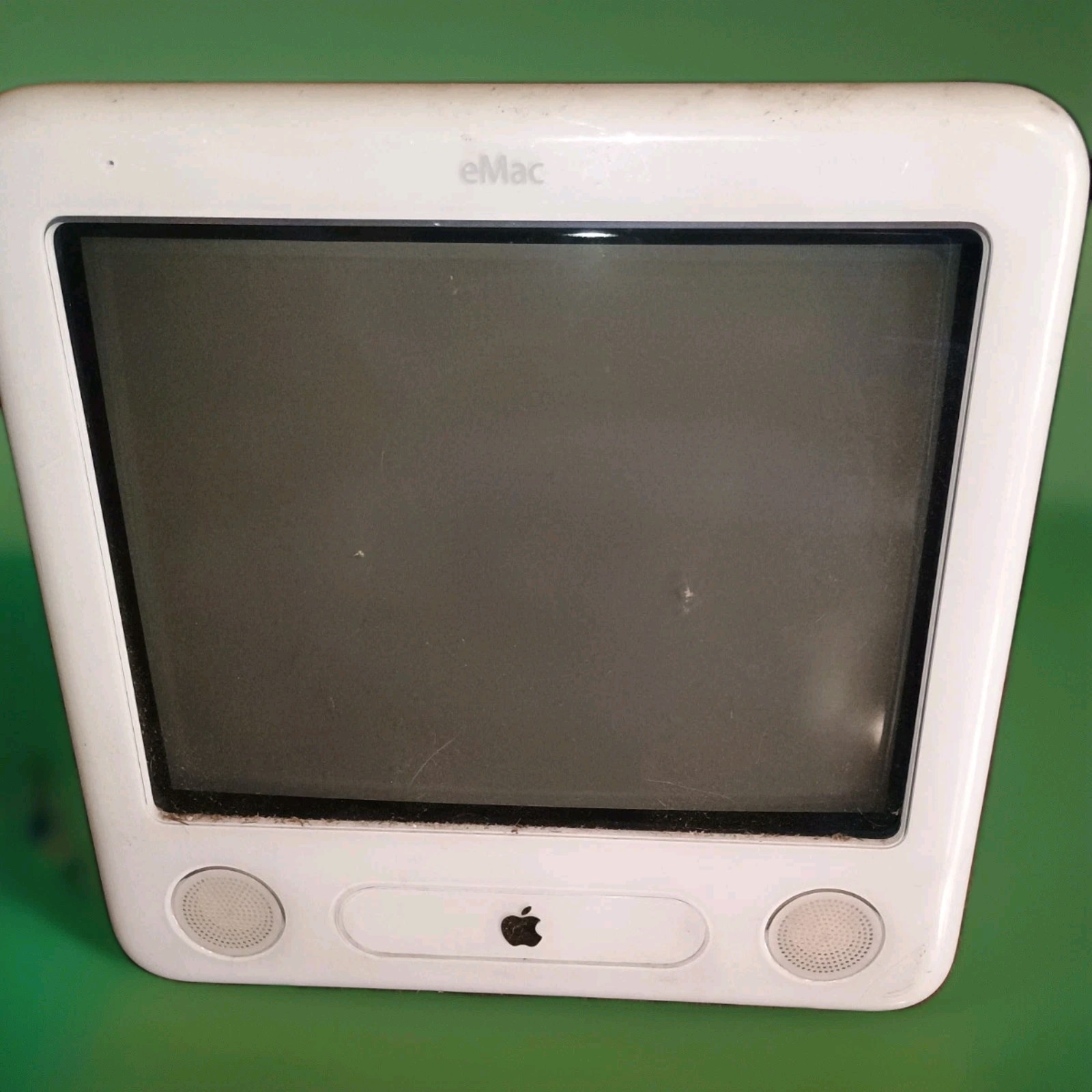 2003 Apple eMac G4/1.0(ATI) 4G-1GHz/256/80/SuperDrive/56k/110v  Parts/Repair