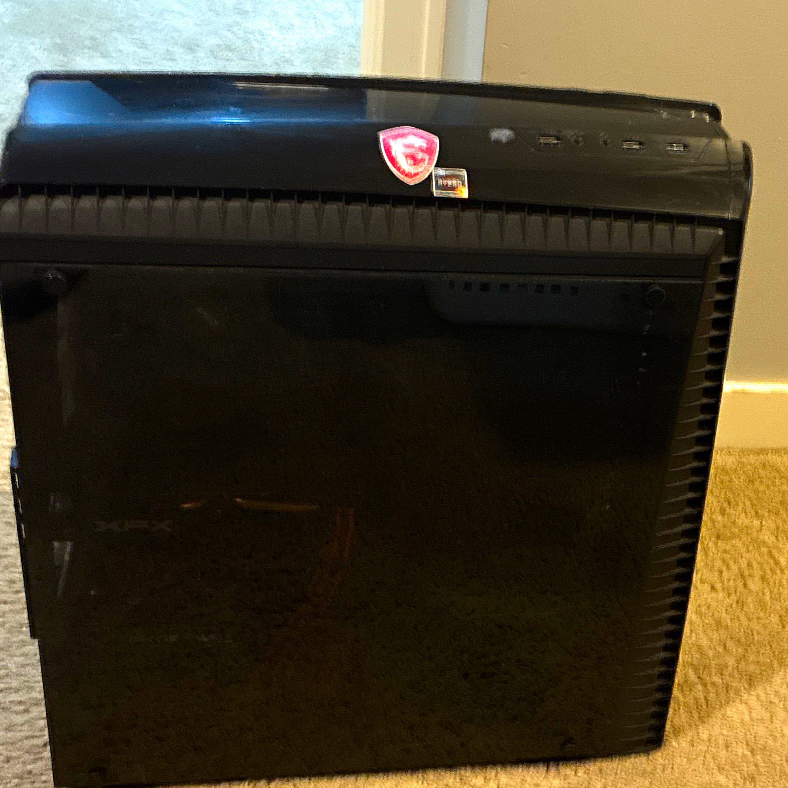 MSI Nightblade Gaming Desktop Tower PC Black w/ DVI DisplayPort USB 3.0