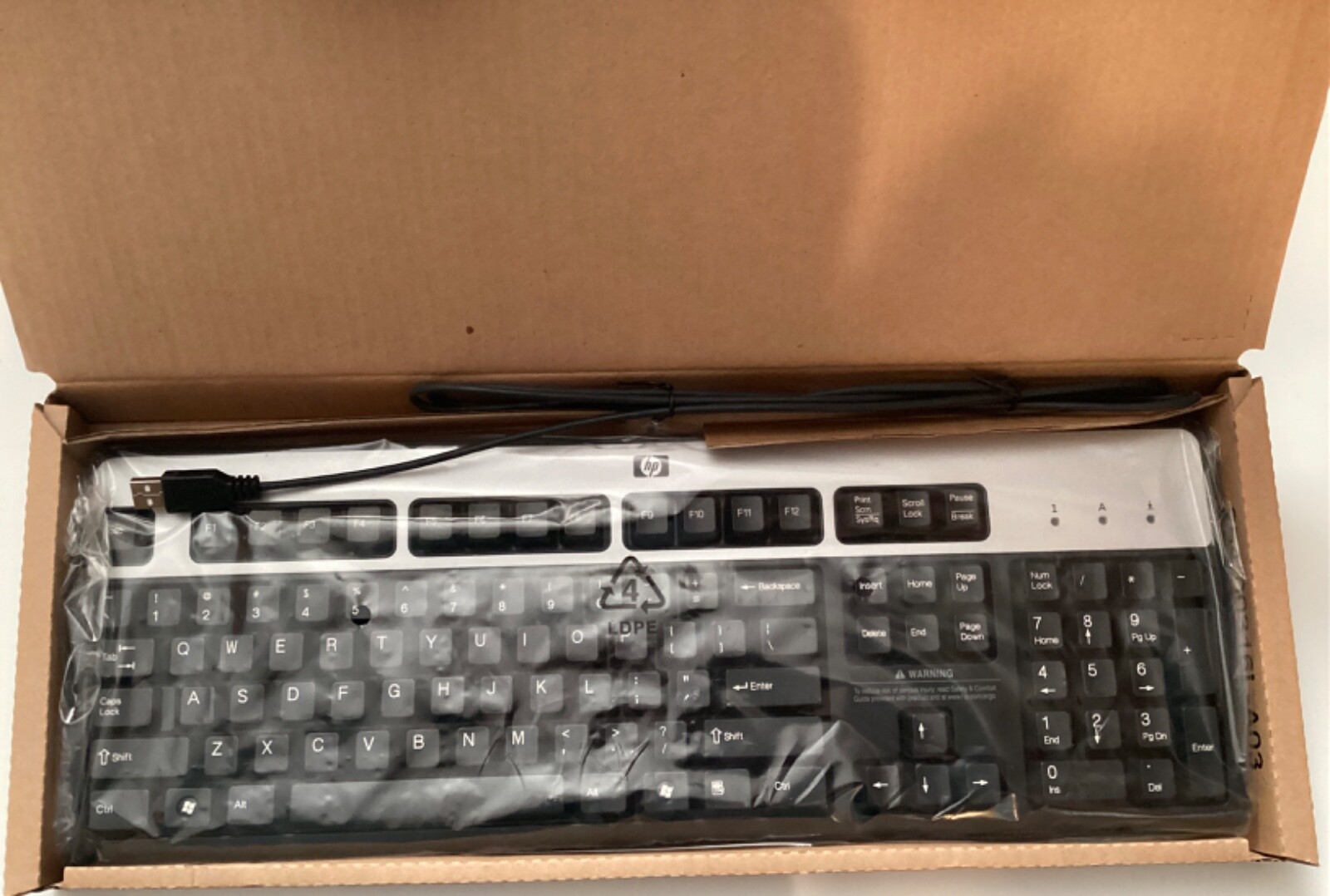 HP KU-0316 USB Basic Keyboard NEW NOS Windows Vista Era Hewlett Packard Qwerty