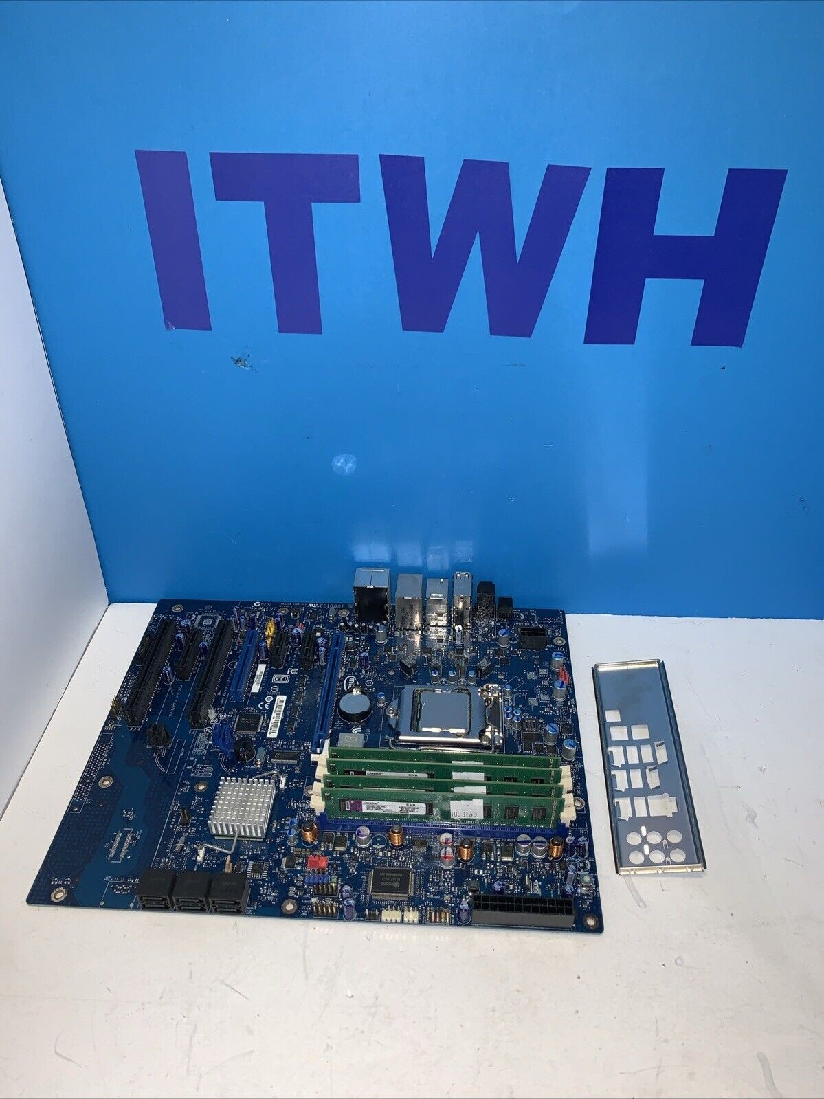 Intel DP55WG E57269-404  LGA1156 ATX MoBo + Core i5-750 + 16GB DDR3 + IO