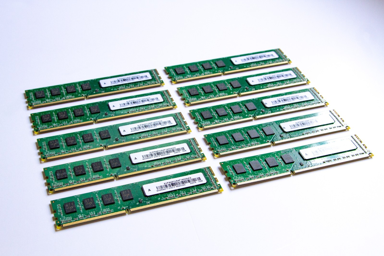 Avant AVF6451U64F1600AK2 Memory RAM - Set of 10 - USED