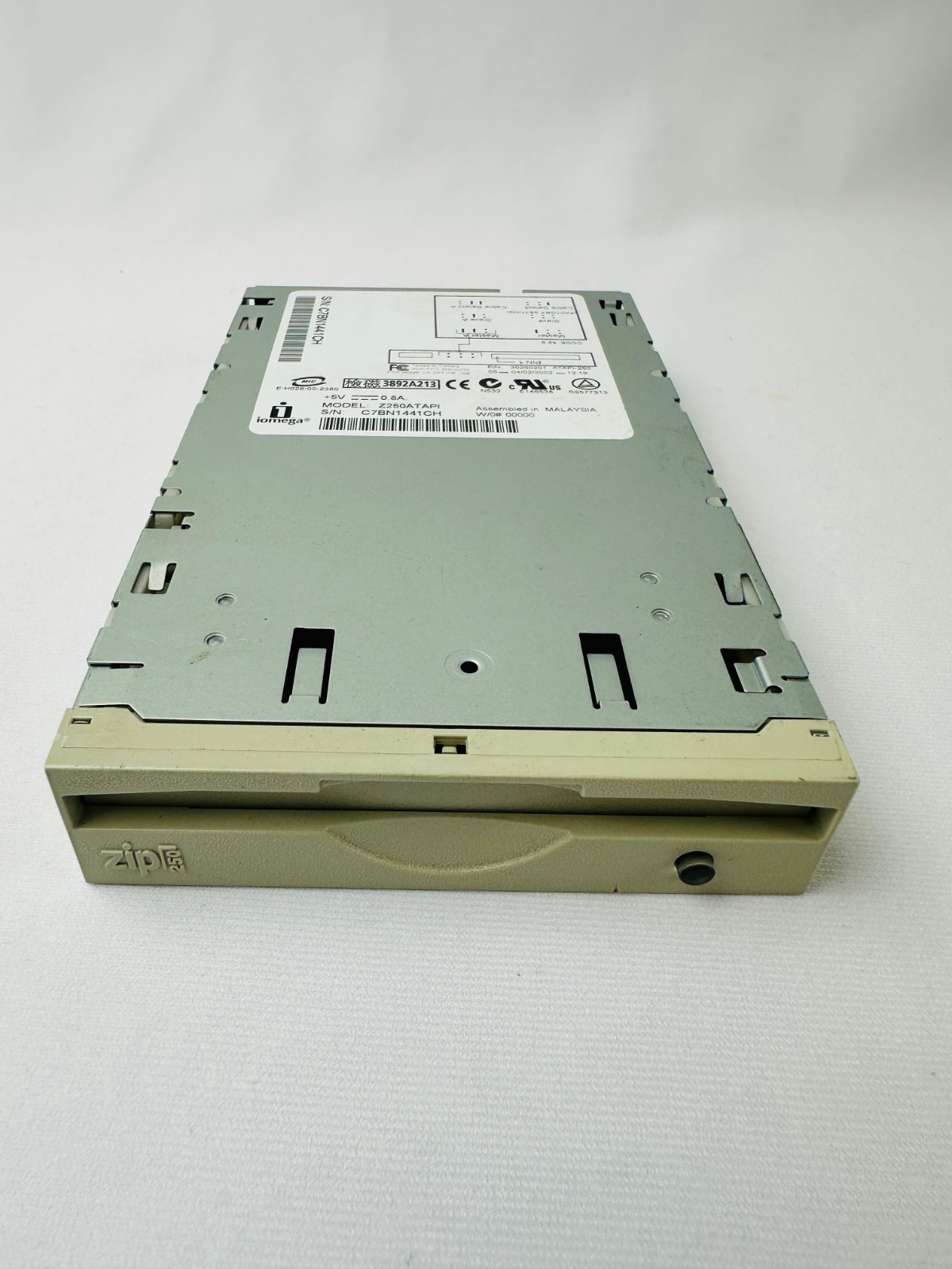 Iomega 30250201 ATAPI-250 Z250ATAPI Zip Drive