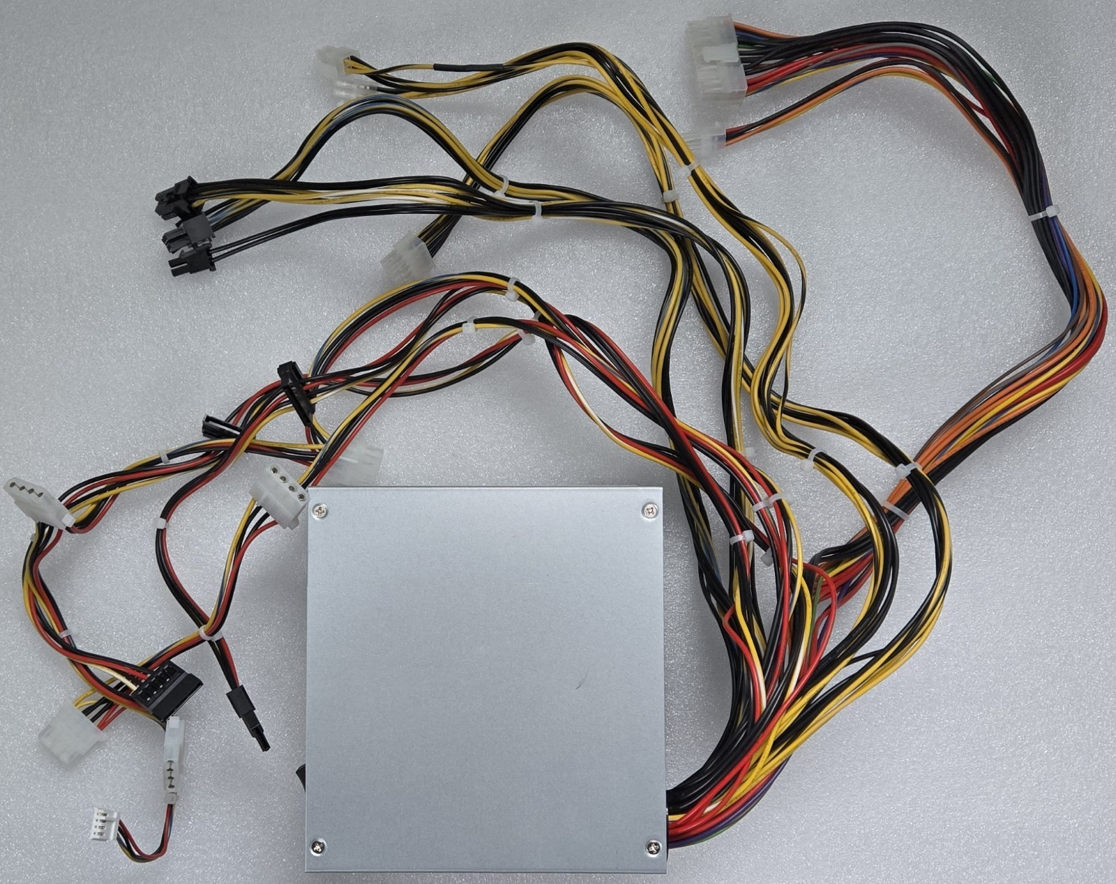 Sparkle Power Model: FSP700-80PSA(SK) 700W ATX PSU Active Cooling