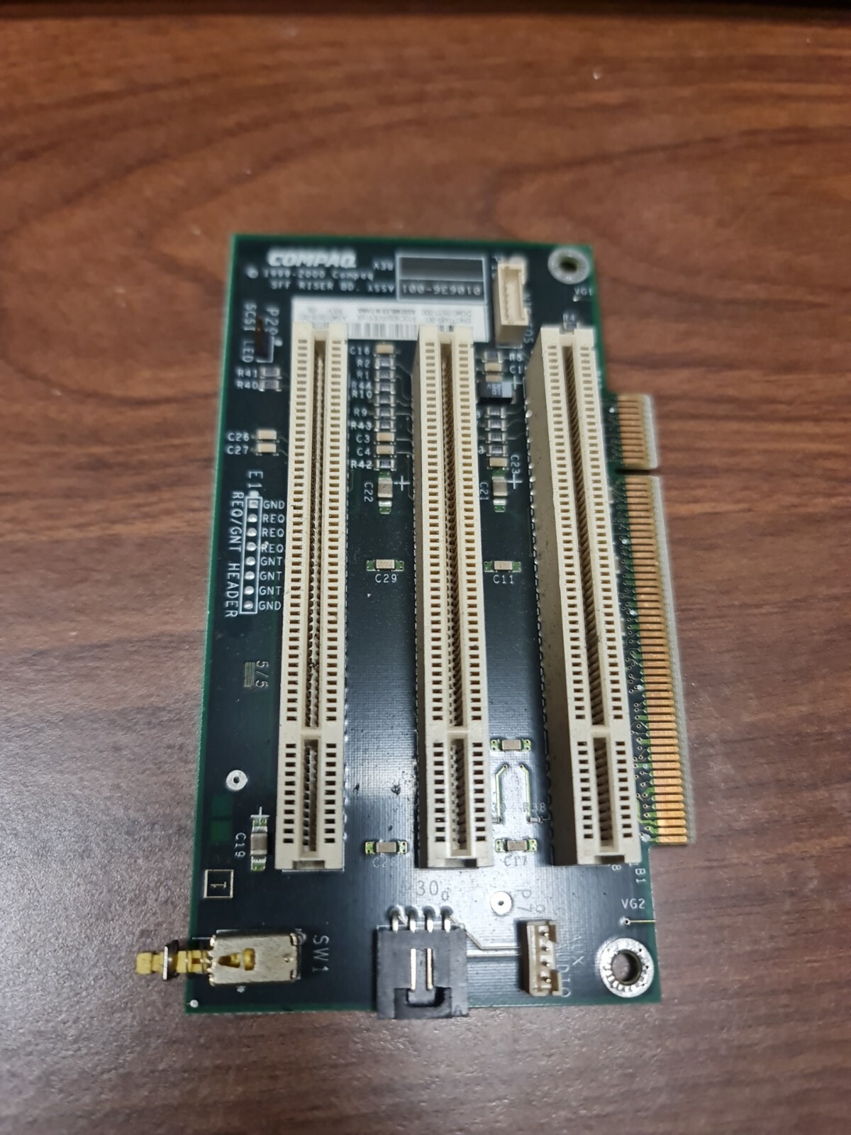 COMPAQ Deskpro En SFF 3-PCI Raised Card 171489-001 010636-001 Rare Used