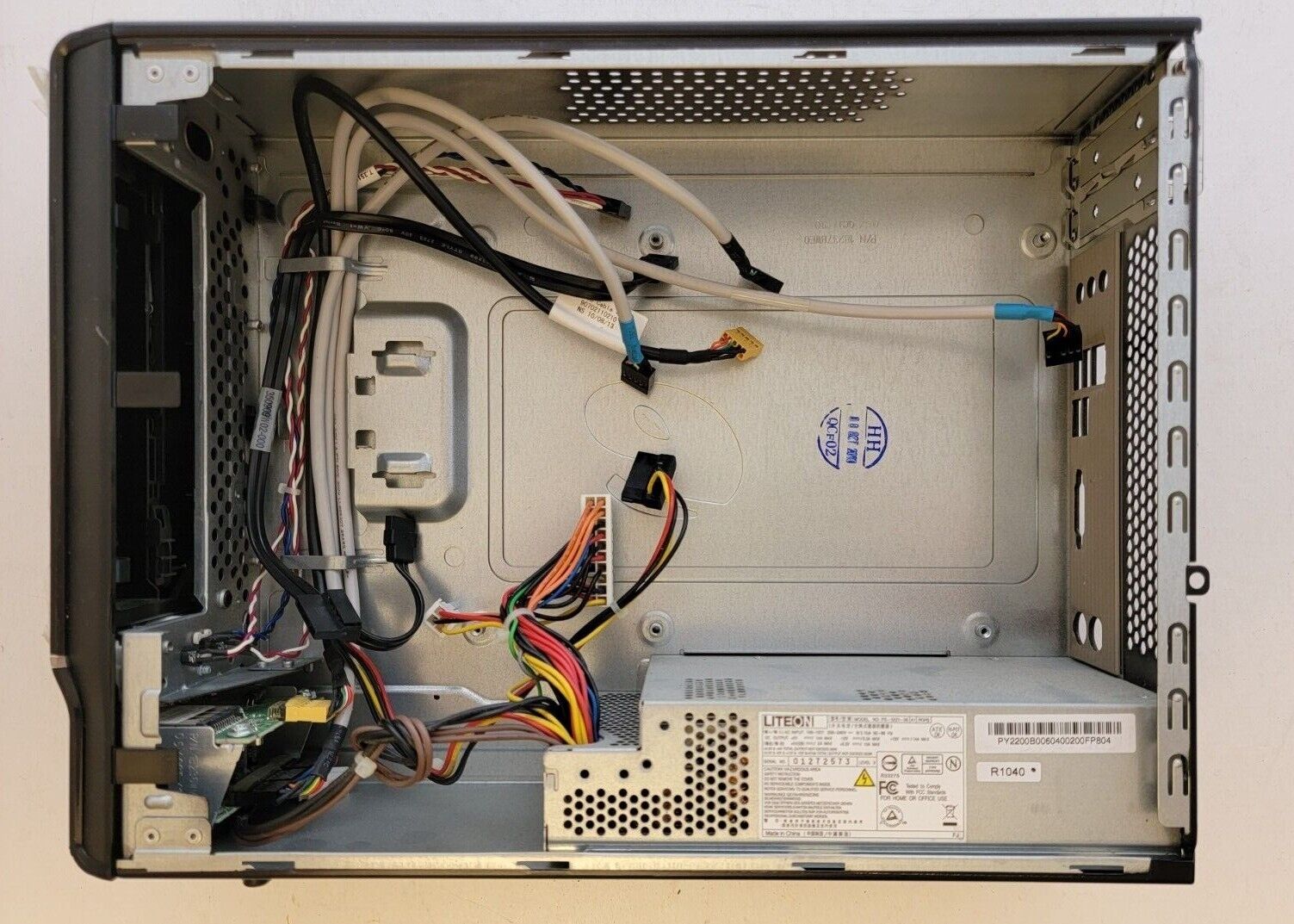 eMachines EL1352-01e Desktop PC & Power Supply (Barebone Case)