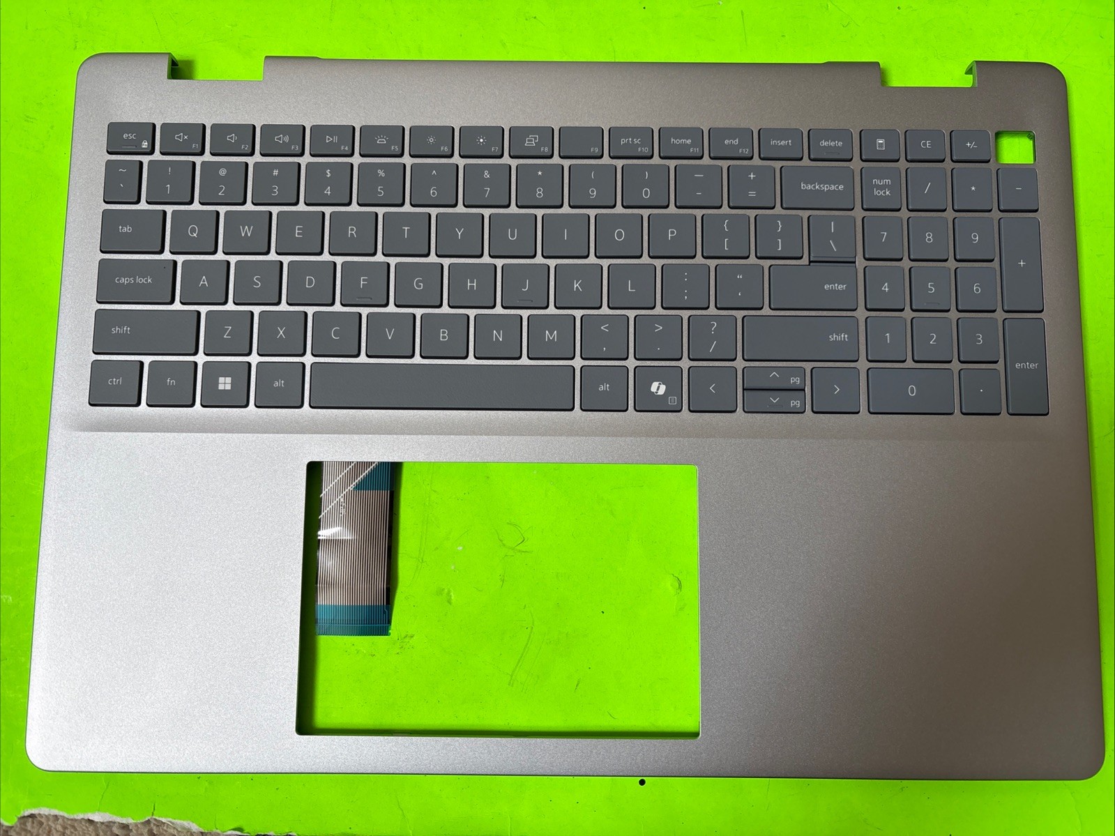 Dell 16 Plus DB16250 Laptop Backlit Keyboard Palmrest TX5y2 FCN24 b31
