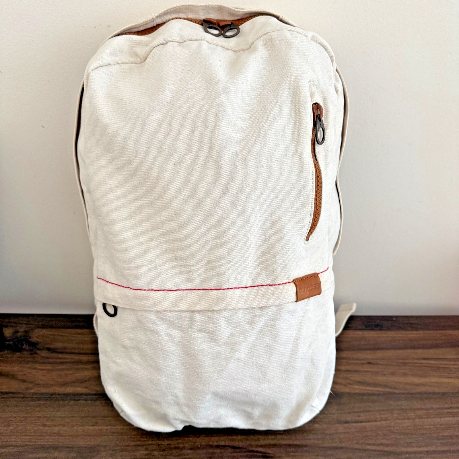 Incase Canvas Campus Backback Laptop Book Bag Fabric Padded Natural Canvas