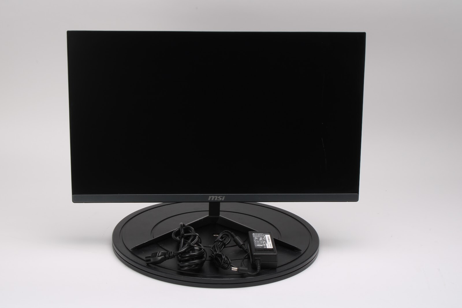 MSI MS-AEC2 AIO Pro 24X 10M-045US Computer w/ 6405U @2.40GHz/4GB Ram - Fair