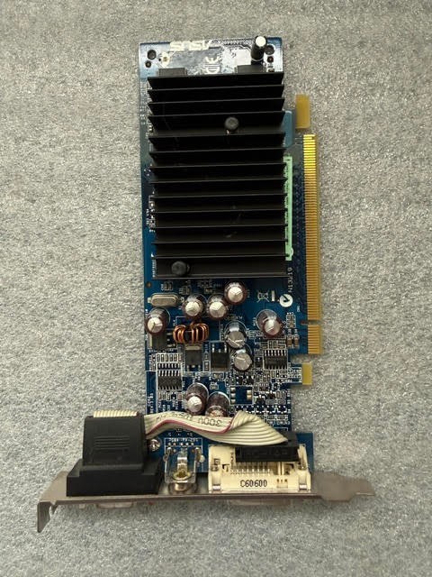 GRAPHICS CARD ASUS NVIDIA GEFORCE 6200 TC 256MB EN6200TC256/TD/64M/MAX/SI PCIe x
