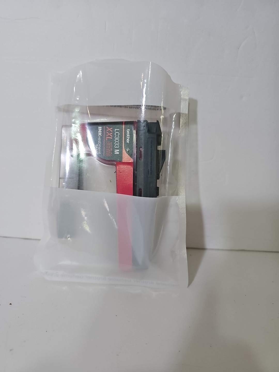 New Genuine Brother LC3033XXL Magenta Ink Cartridge. Exp 3/2023