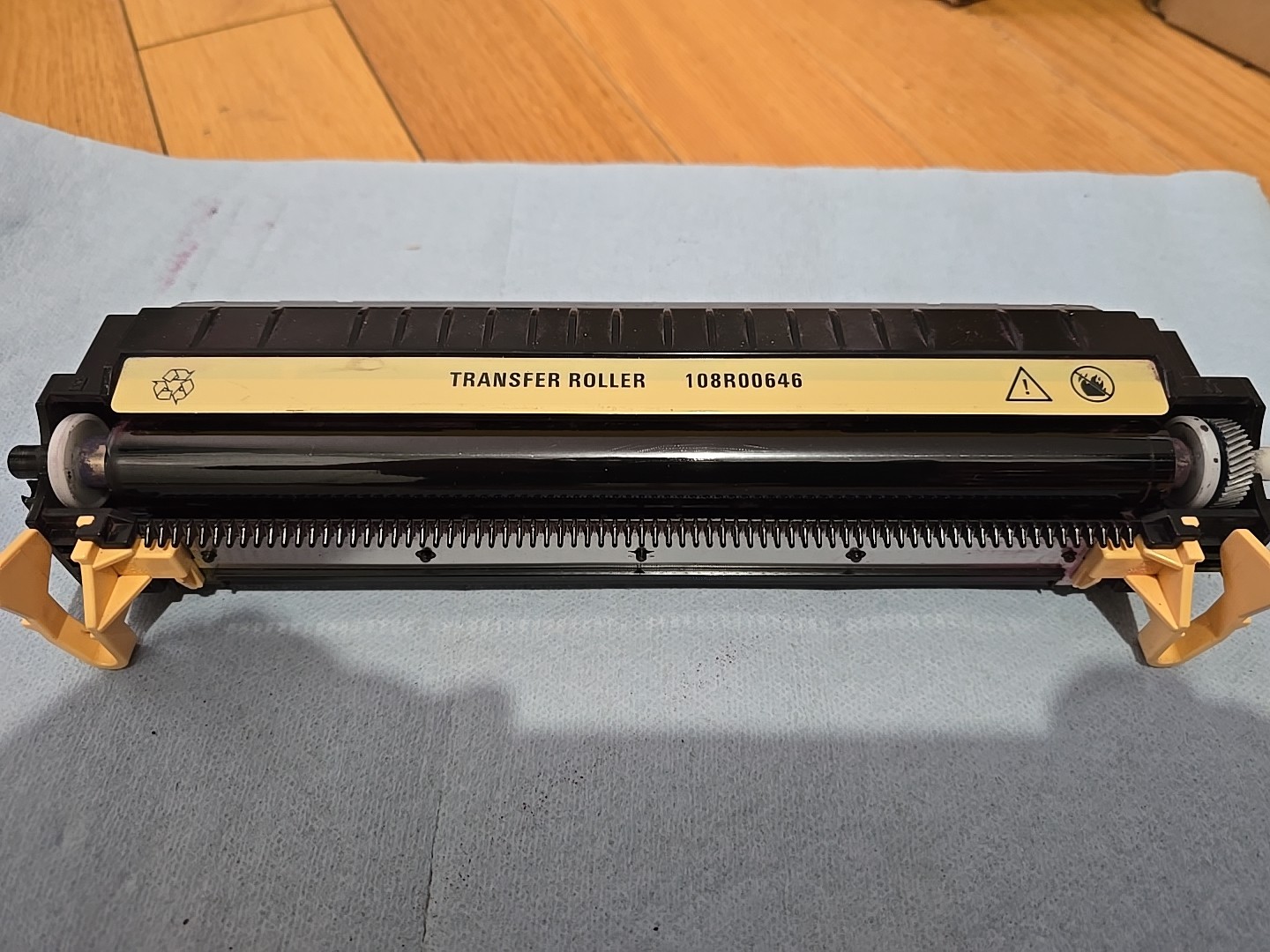 Genuine Xerox 108R00646 Transfer Roller Low Pages, Tested