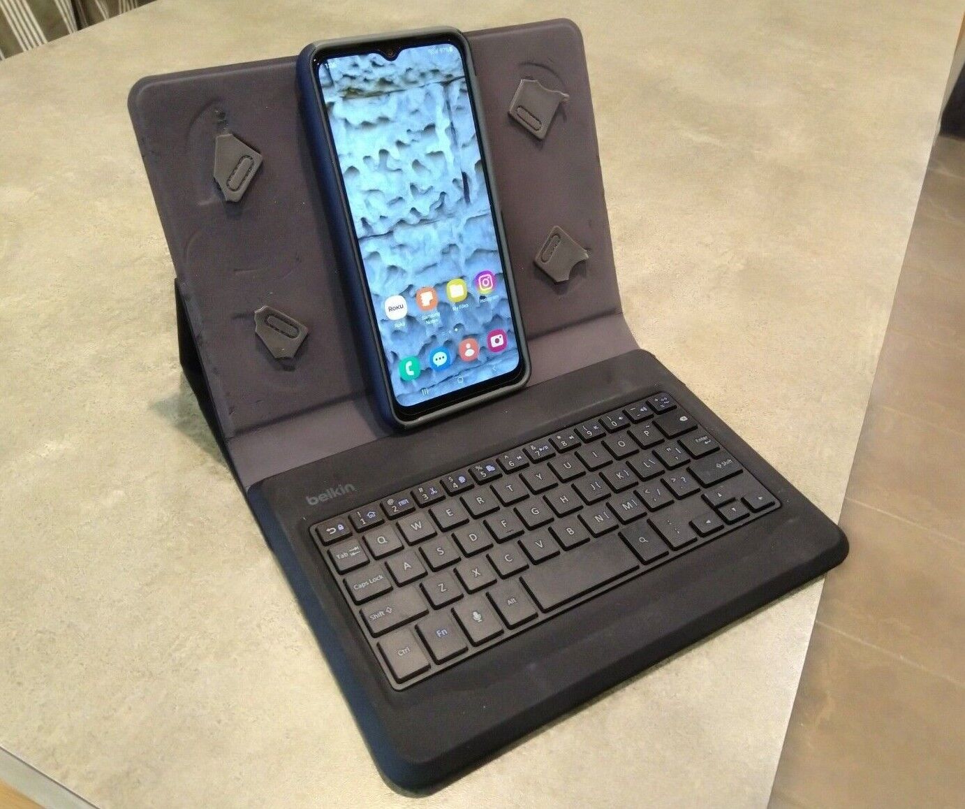Belkin Portable Bluetooth Keyboard + Case for Tablets, Phones - BLACK F5L145