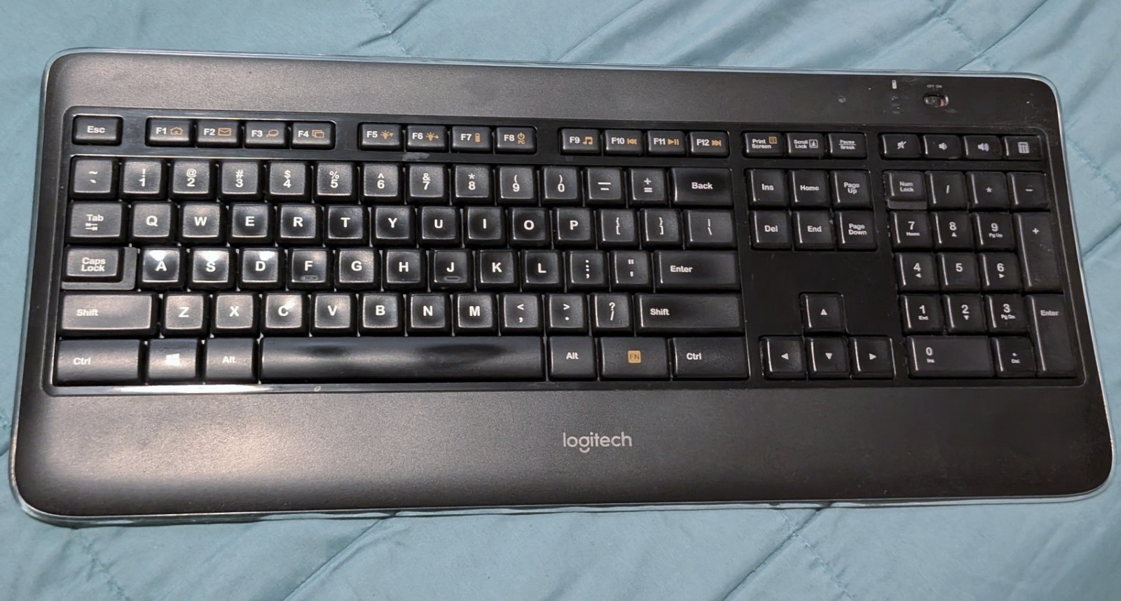 Logitech K800 Wireless Keyboard – Intermittent Issues– Works Sometimes