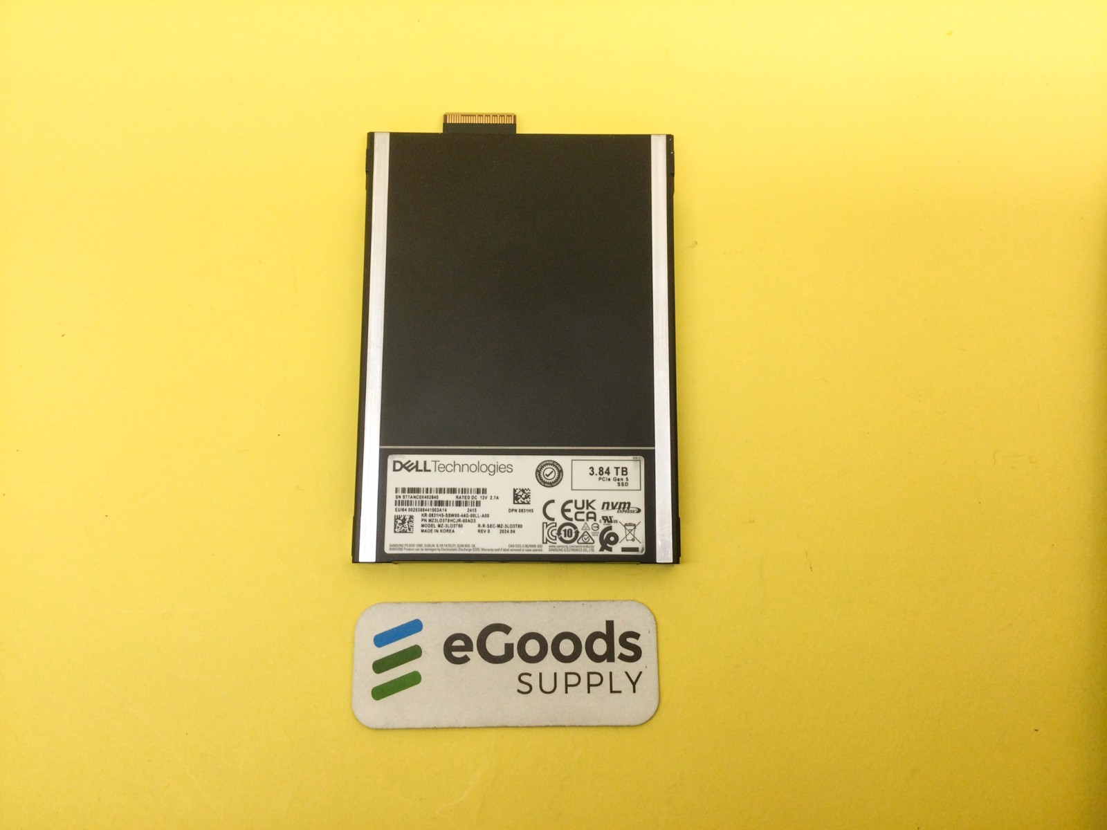 831H5 0831H5 Dell 3.84TB NVMe PCIe Gen5 Read Intensive E3.S SSD MZ-3LO3T80 New