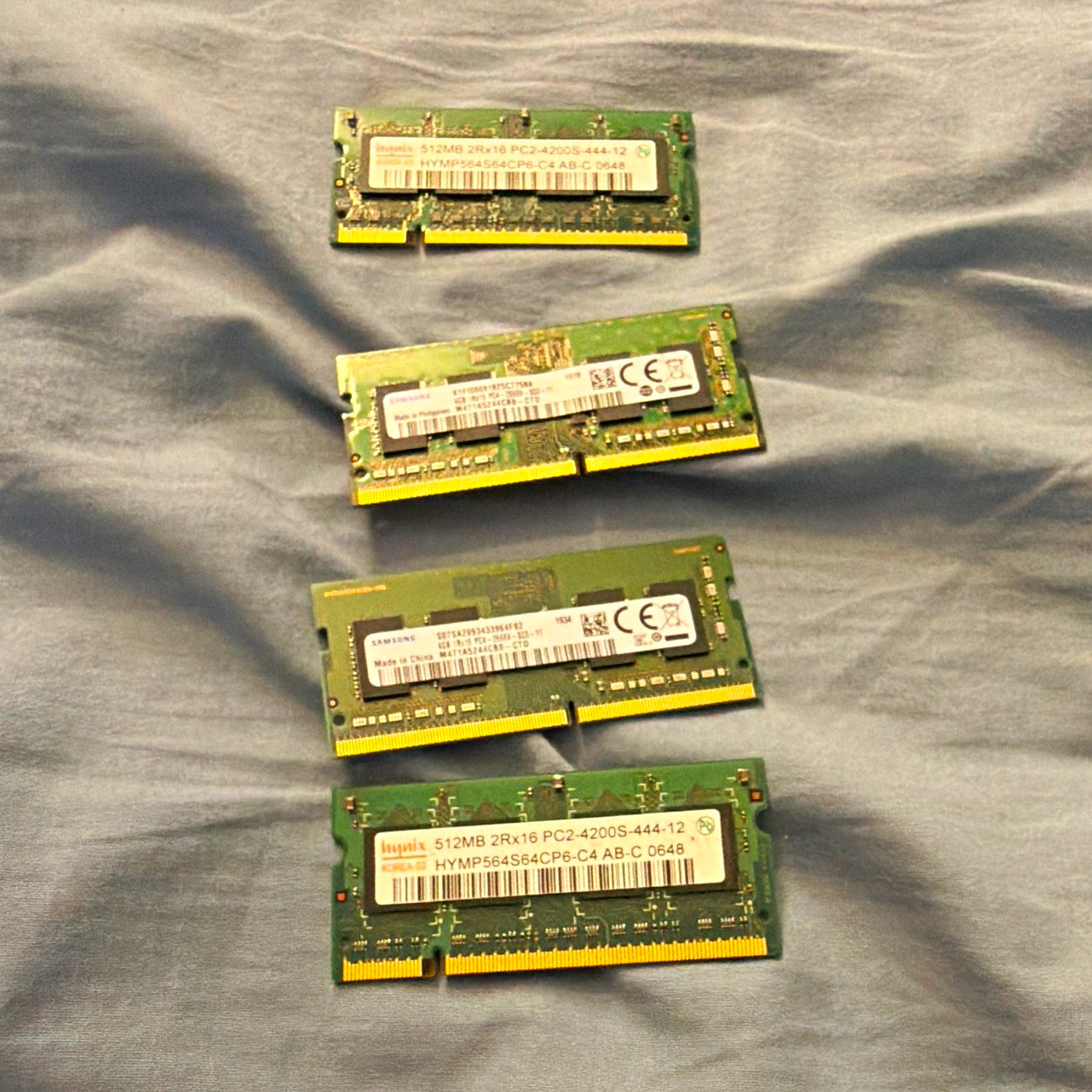 Samsung Hynix 4pc SO-DIMM RAM Lot DDR2/DDR4 512MB & 4GB PC2/PC4 MPN