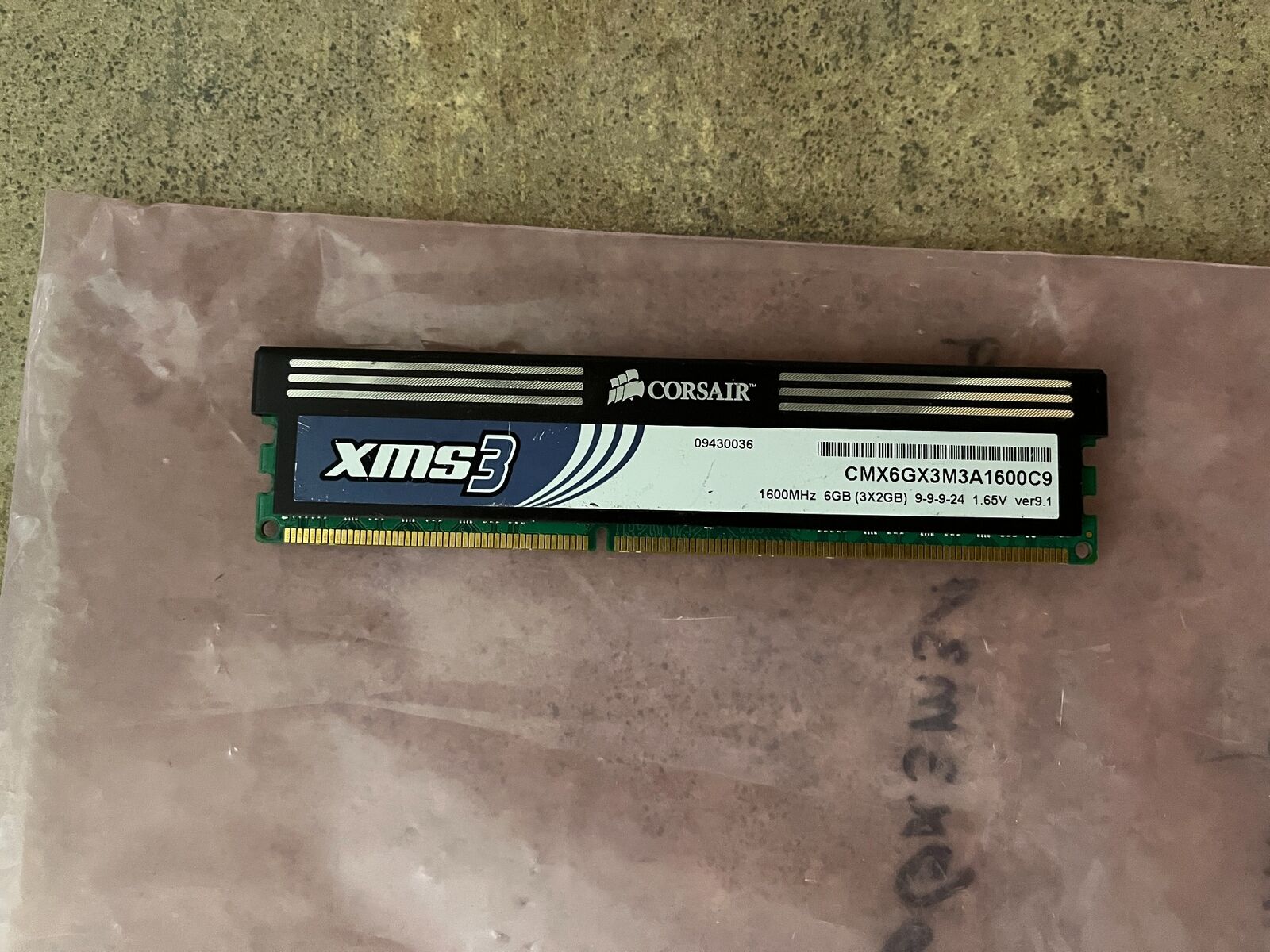CORSAIR XMS3 DDR3 6GB (3X2GB) 1600MHZ CMX6GX3M3A1600C9 F3-1(12)