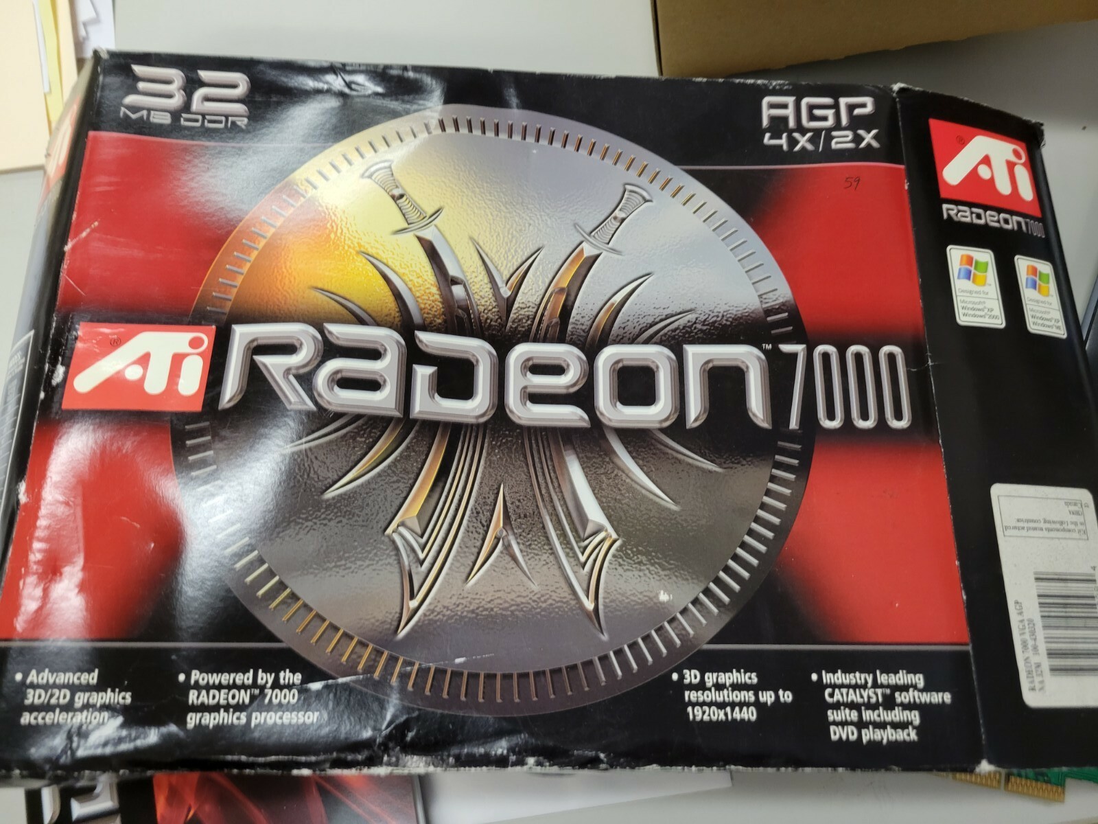 ATI RADEON 7000 32 MB AGP 4X/2X - 100-430320 - Open Box - NEW