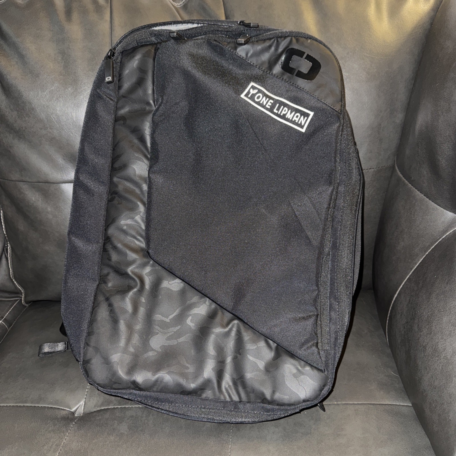 OGIO Black Excelsior Carry-On Commuter Backpack Laptop with many Sleeve Pockets