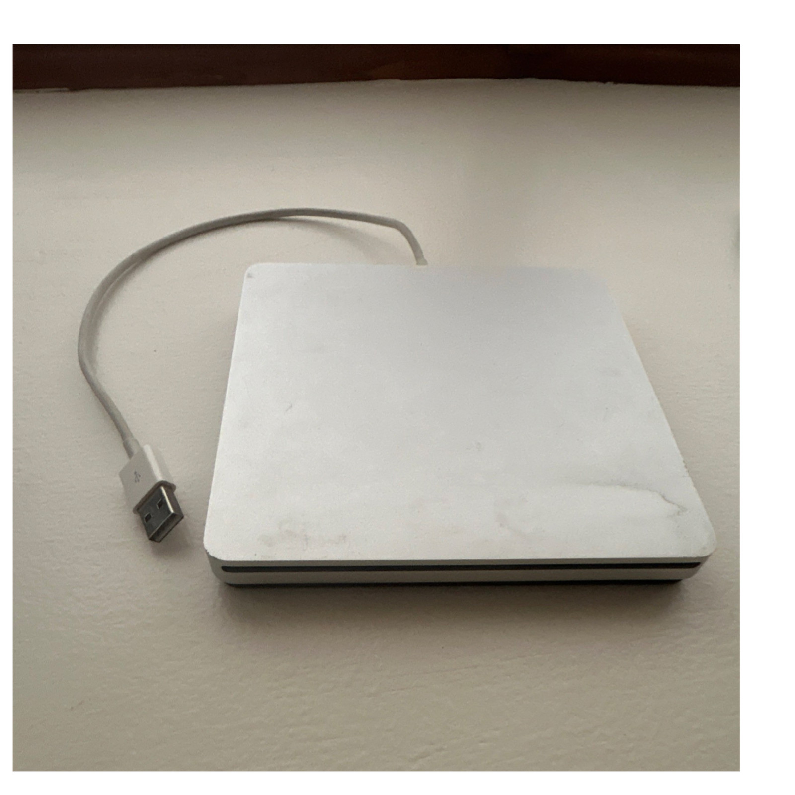 Original Apple A1379 USB SuperDrive CD DVD Player External Drive 