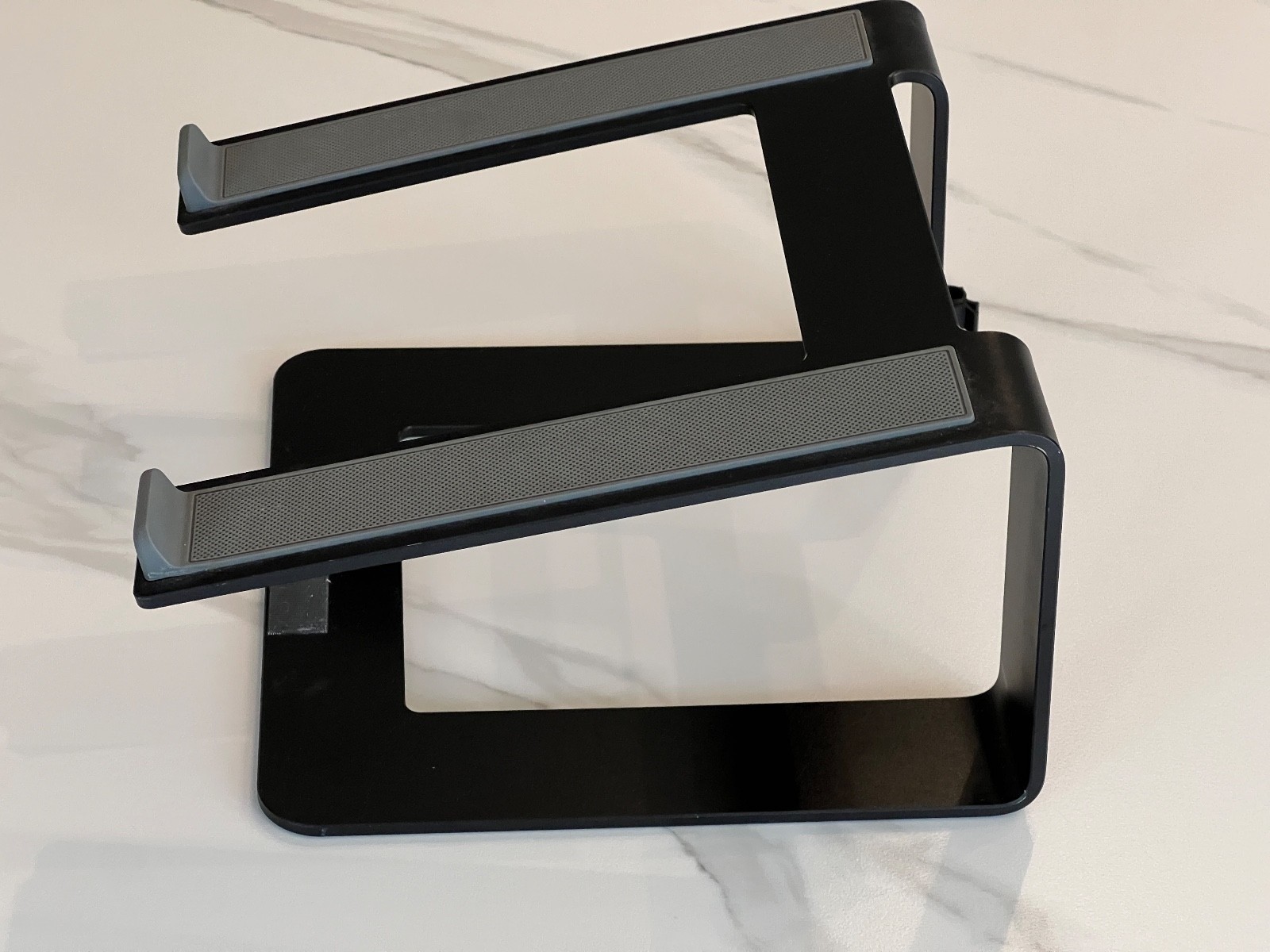 Aluminum Laptop Stand 10-16" High Quality- Matt Black - Excellent Condition
