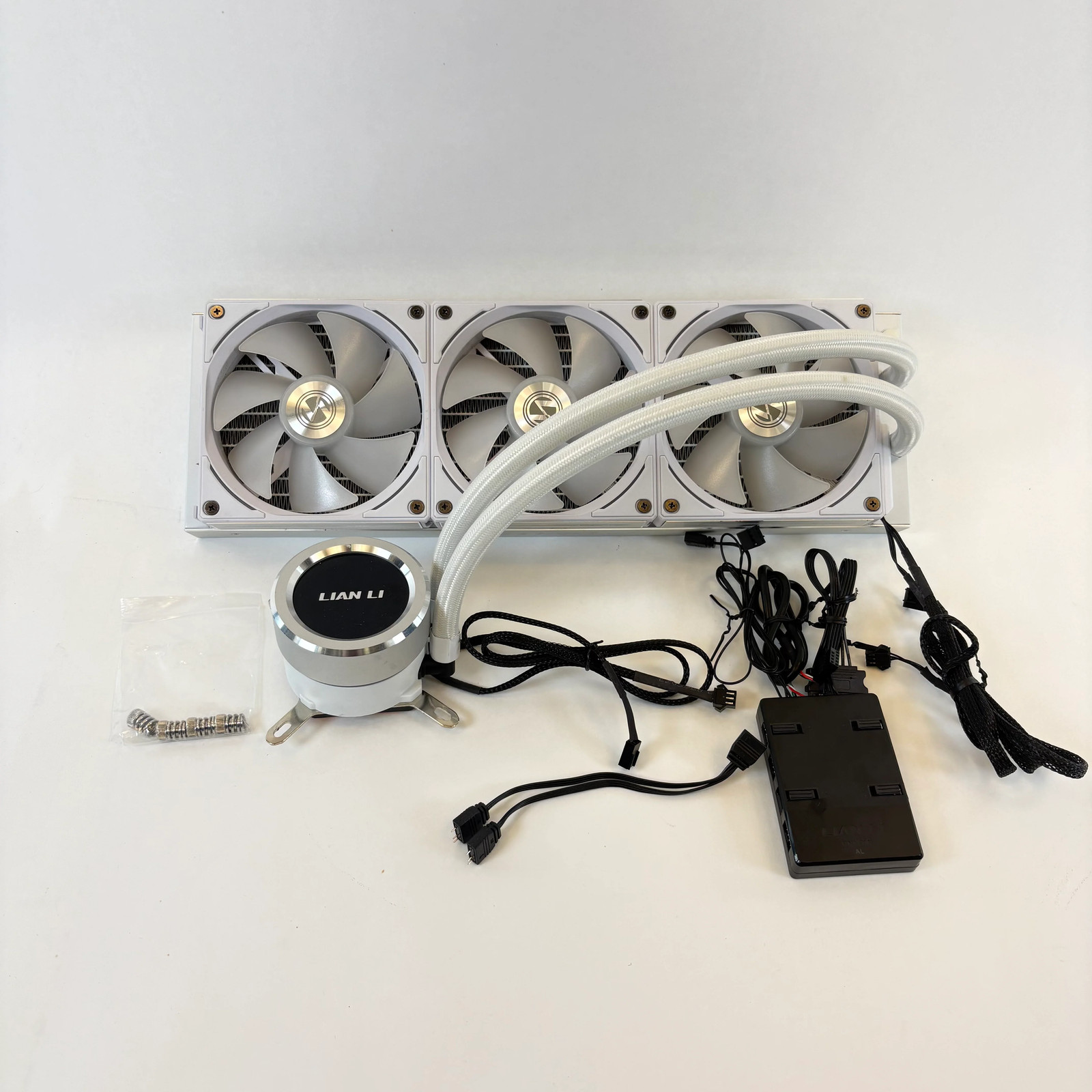 Lian Li Galahad 360mm AIO CPU Water Cooler HS2LCD36TW - 3X 120mm RGB Fans