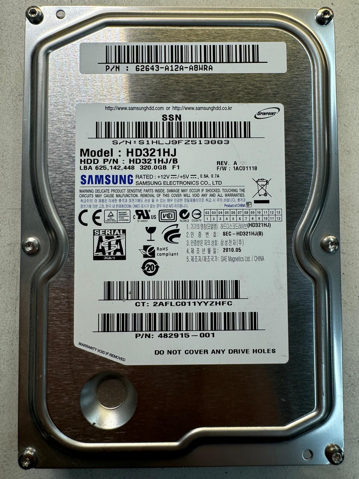 HP 482915-001 HD321HJ HD321HJ/B 320GB 7.2K RPM 8 MB CACHE 3 Gb/s SATA 3.5" HDD