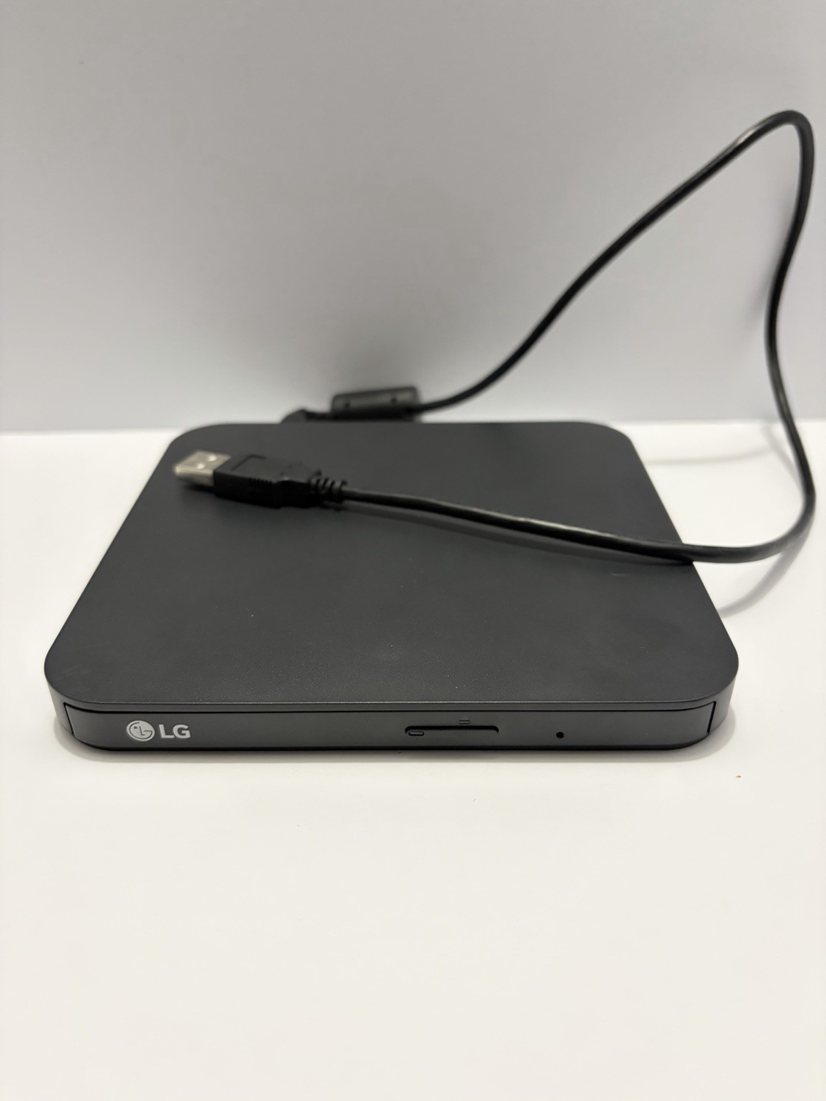 LG SP80NB80 External Drive DVD Writer & Playback