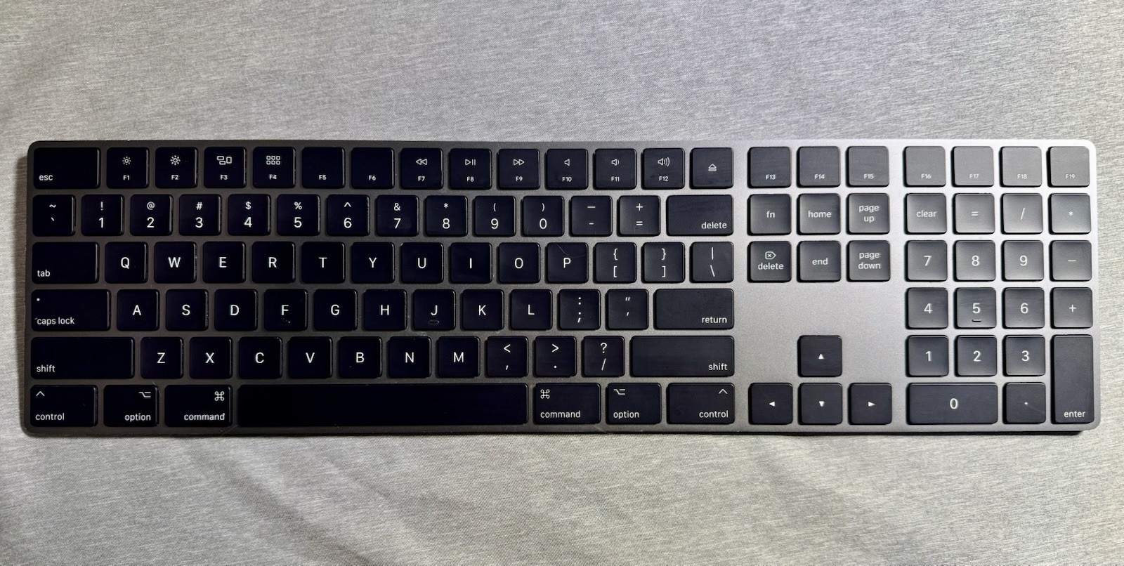 Apple Magic Keyboard with Numeric Keypad Space Gray A1843 US English