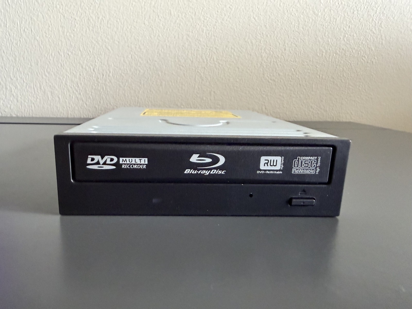 Panasonic SW-5584-C Blu-ray Combo Drive SATA Internal BD-ROM DVD±RW – New