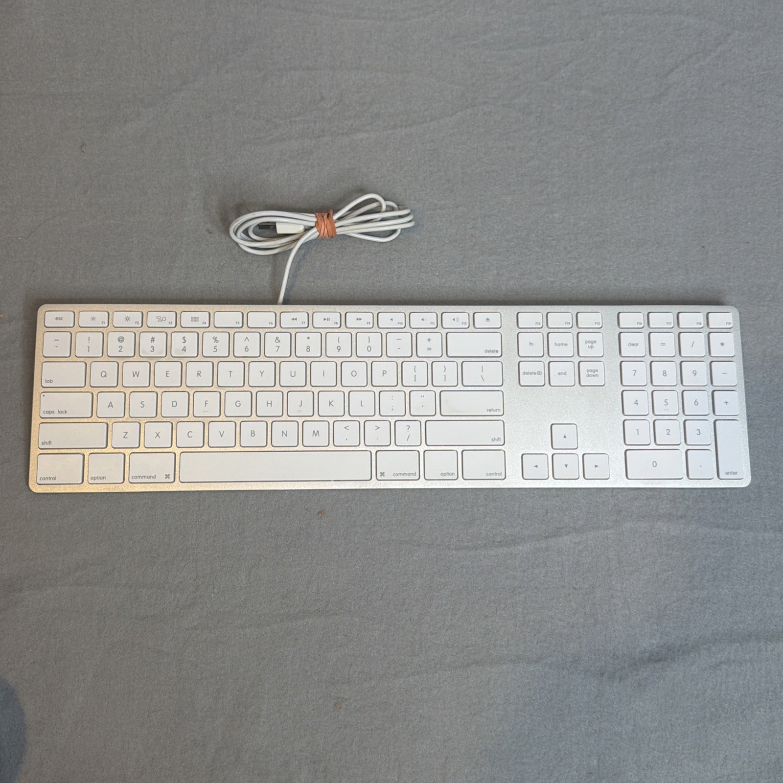 Matias FK318S Wired Aluminum Full Keyboard for Mac 2x USB Ports